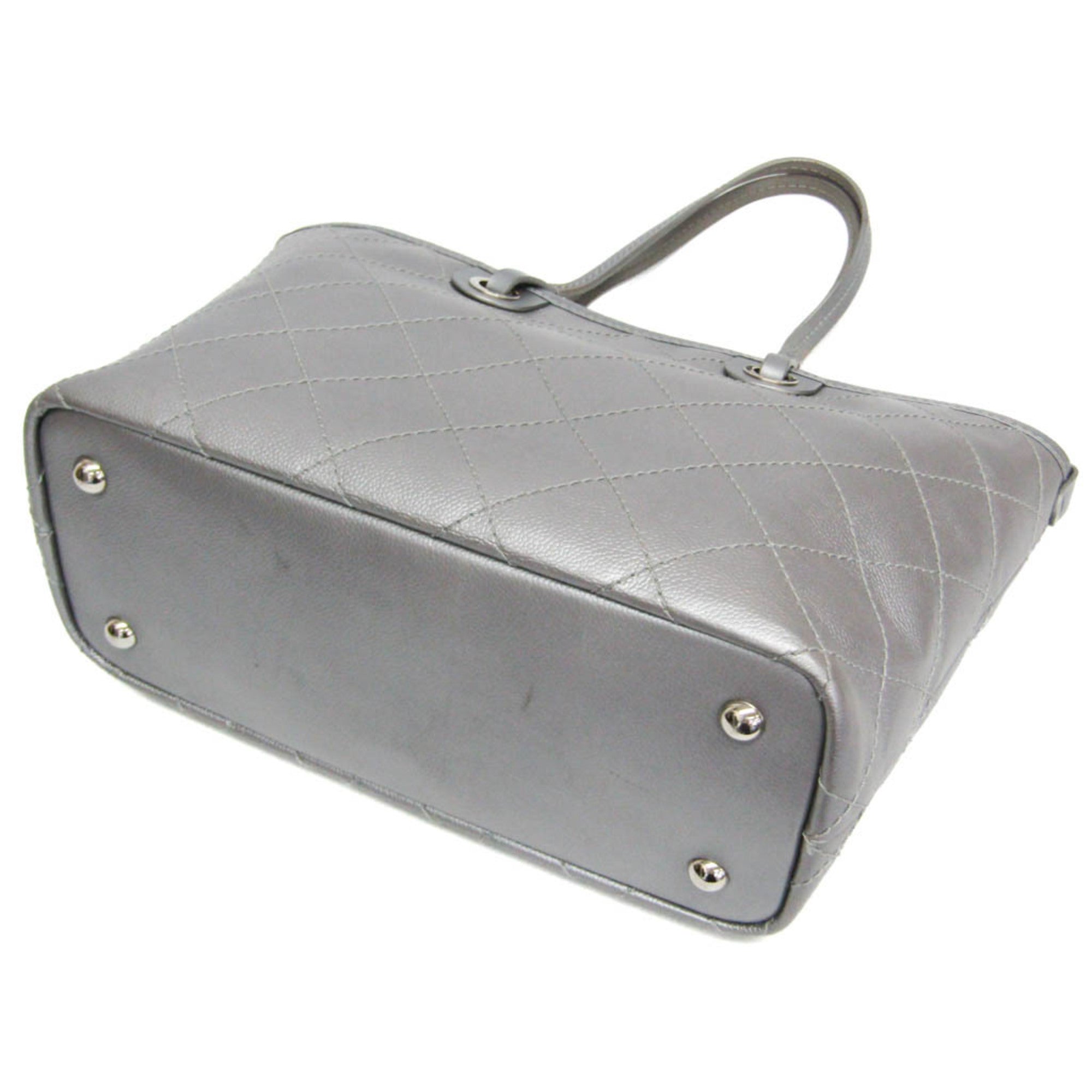 Chanel On the Road · Grained Calfskin