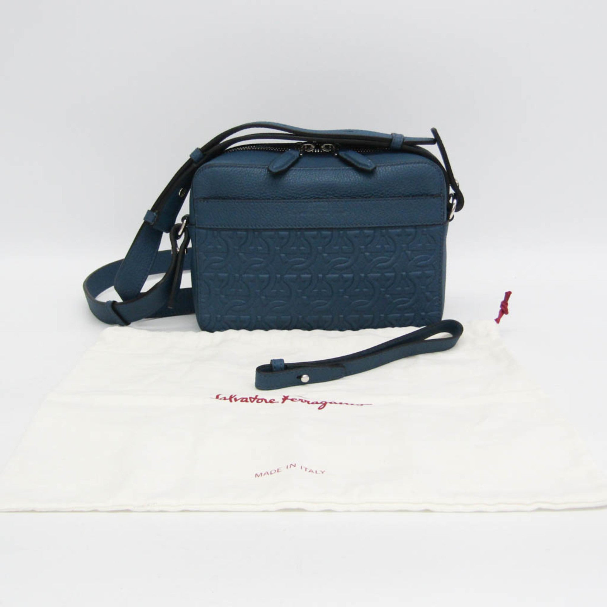Salvatore Ferragamo Gancini · Leather Clutch