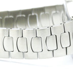 Omega Seamaster Professional 200M · Quartz