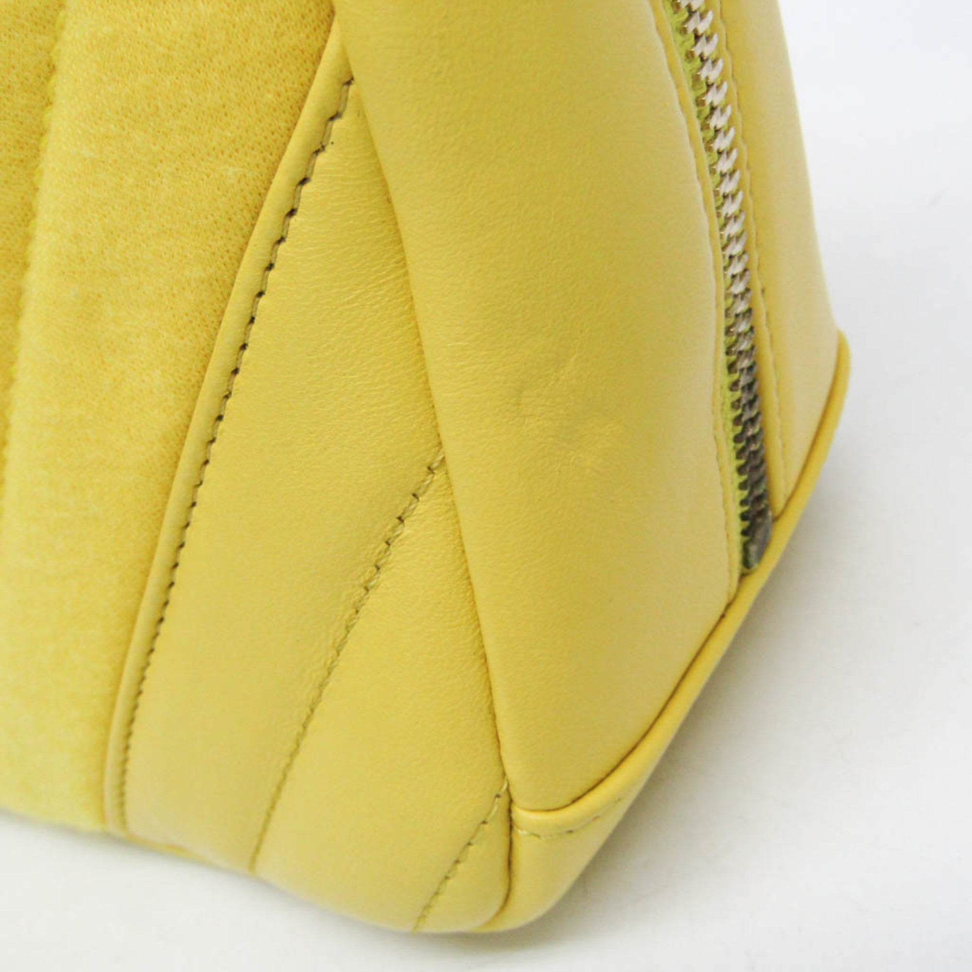 Chanel Chevron V-Stitch · Lamb Leather