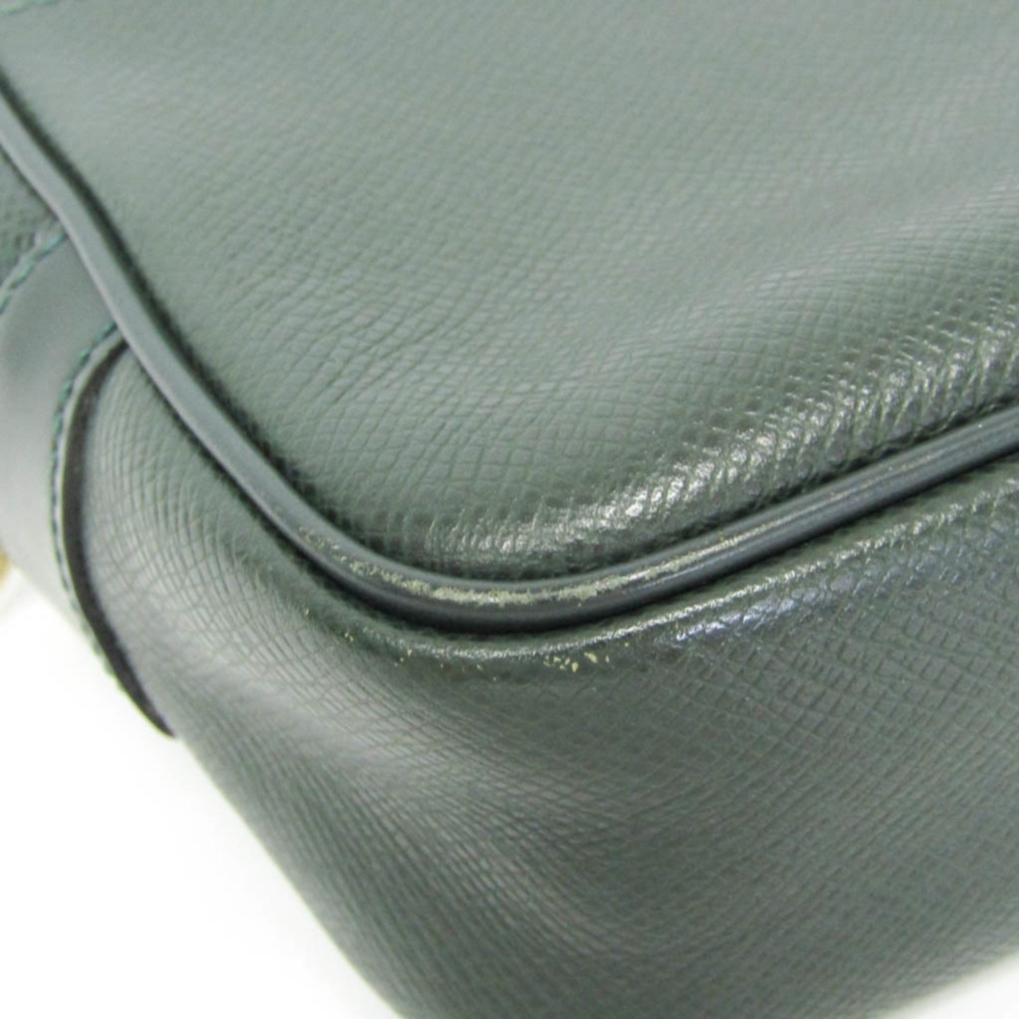 Louis Vuitton Pochette Kaluga · Taiga Episea