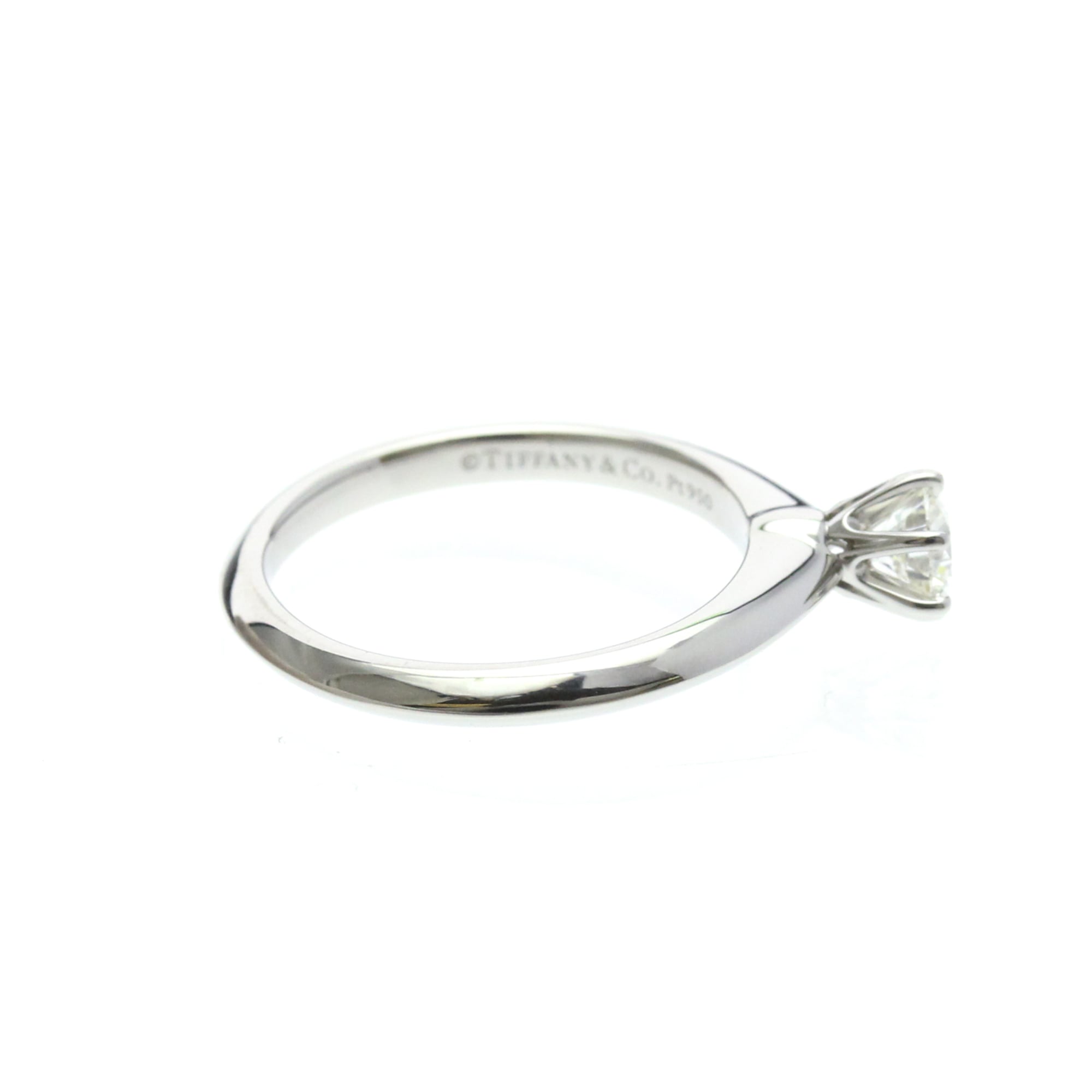 Tiffany Solitaire · Platinum · Diamond