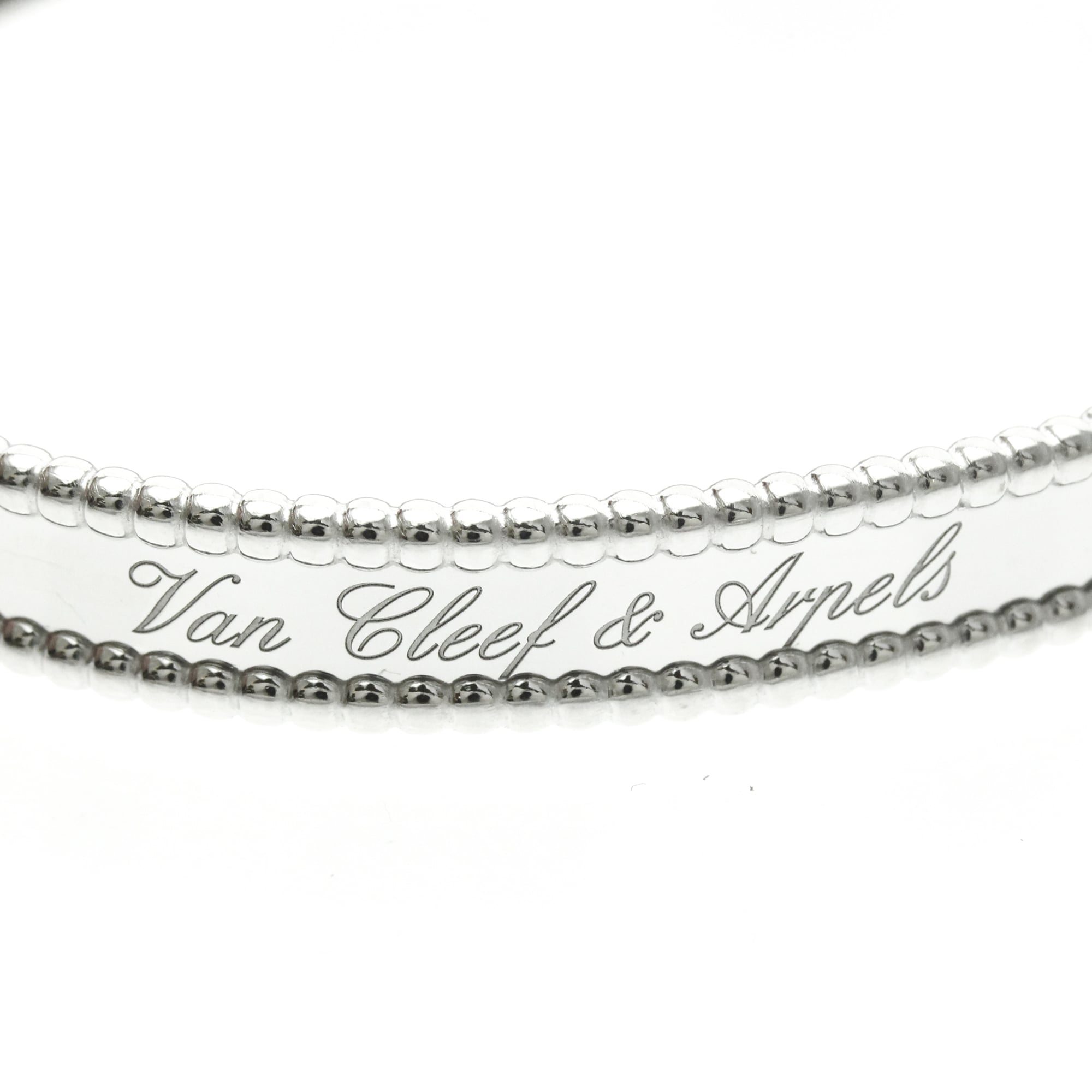 Van Cleef & Arpels Perle Signature · 18K