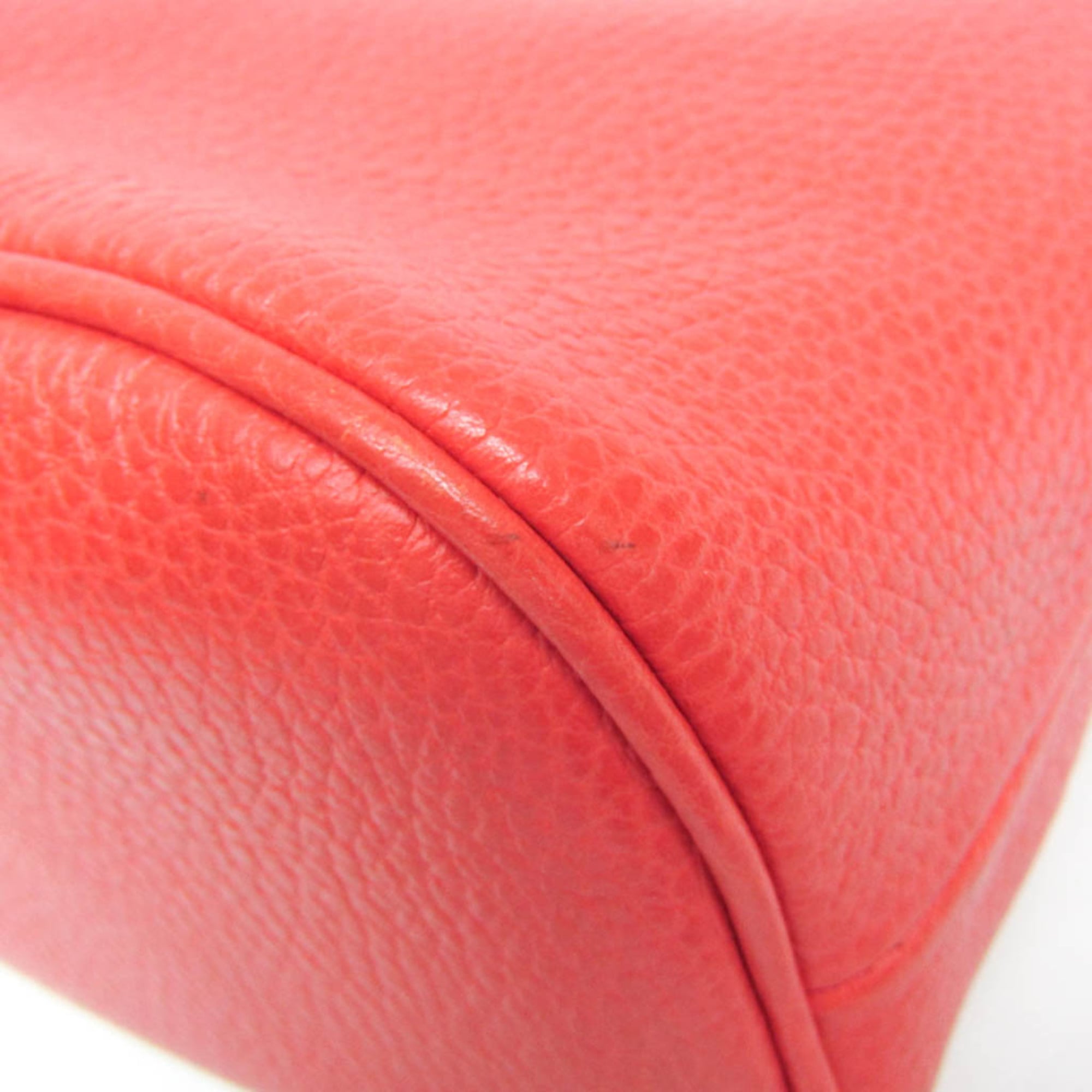 Gucci · Leather Shoulder Bag · Zipper