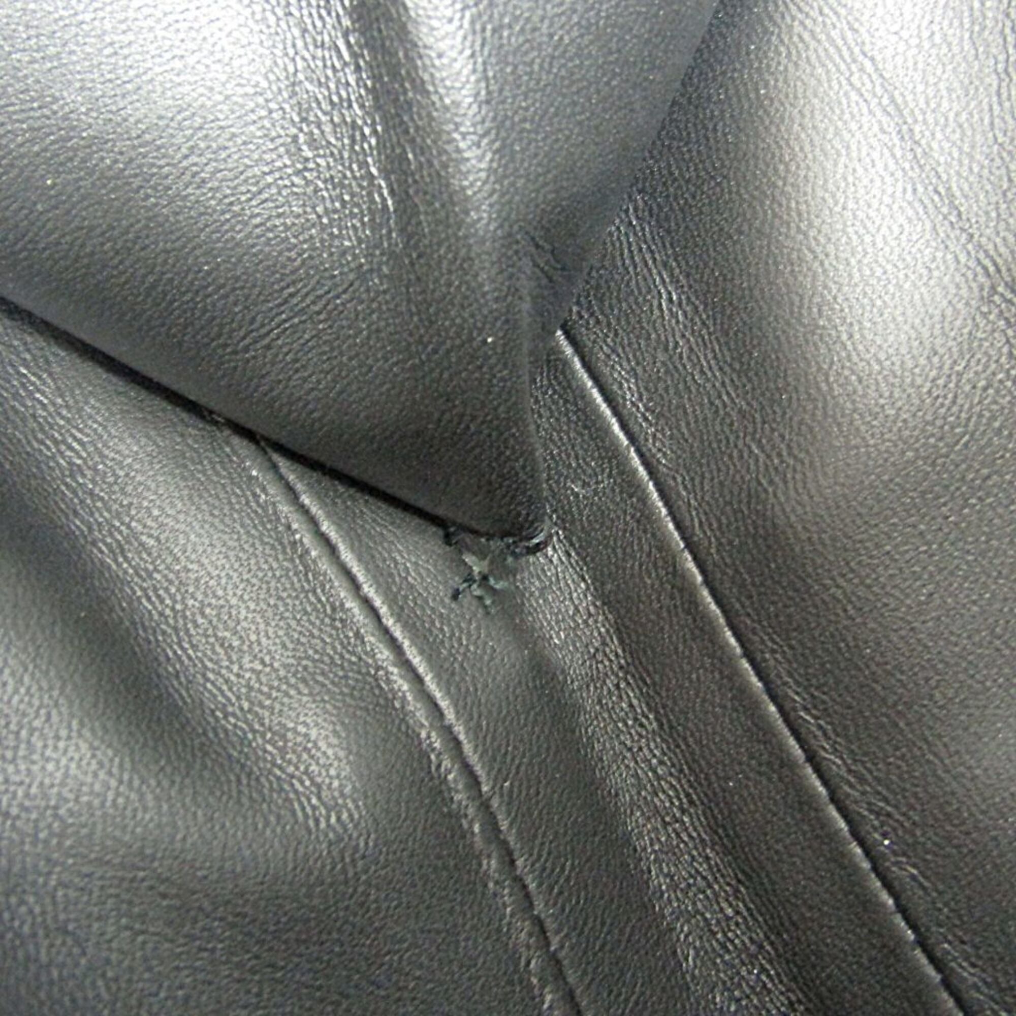 Bottega Veneta Intrecciato · Leather Clutch