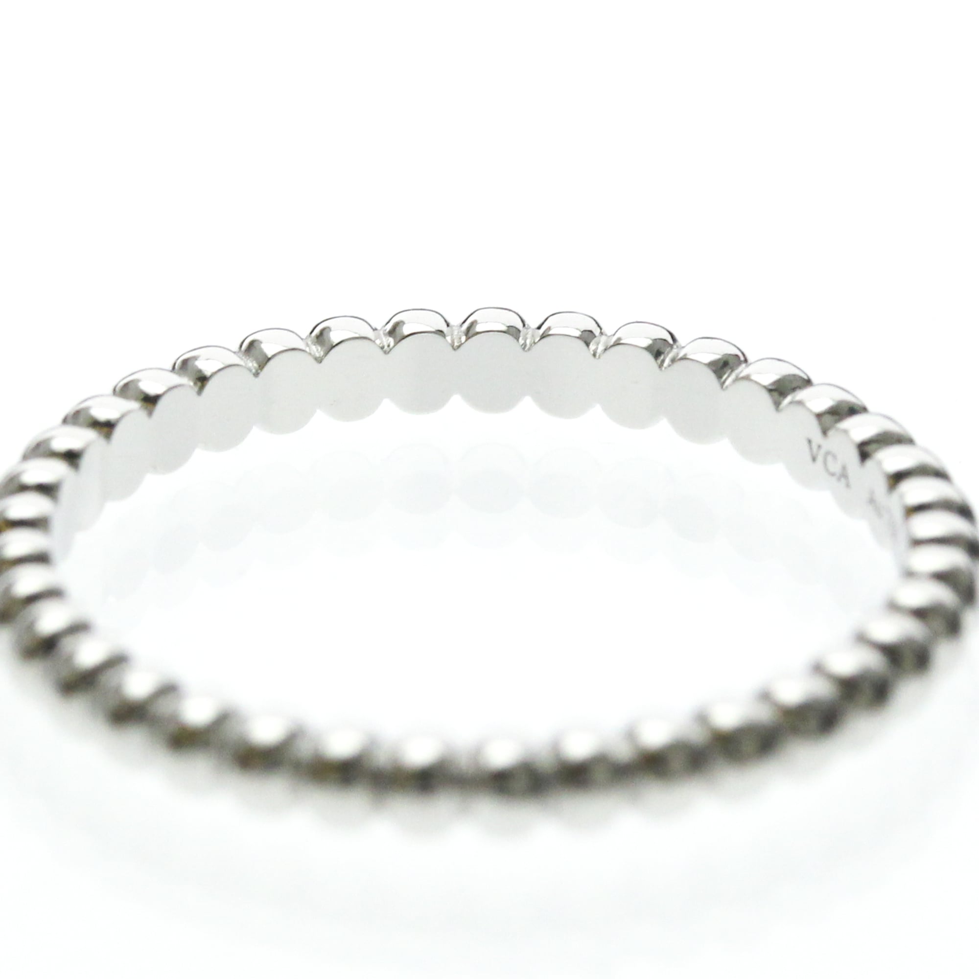 Van Cleef & Arpels Perle · 18K White Gold