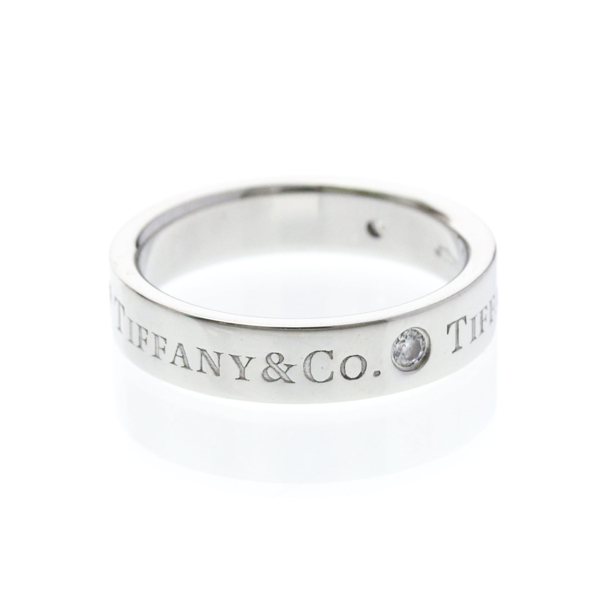 Tiffany Platinum Band · Three Diamonds