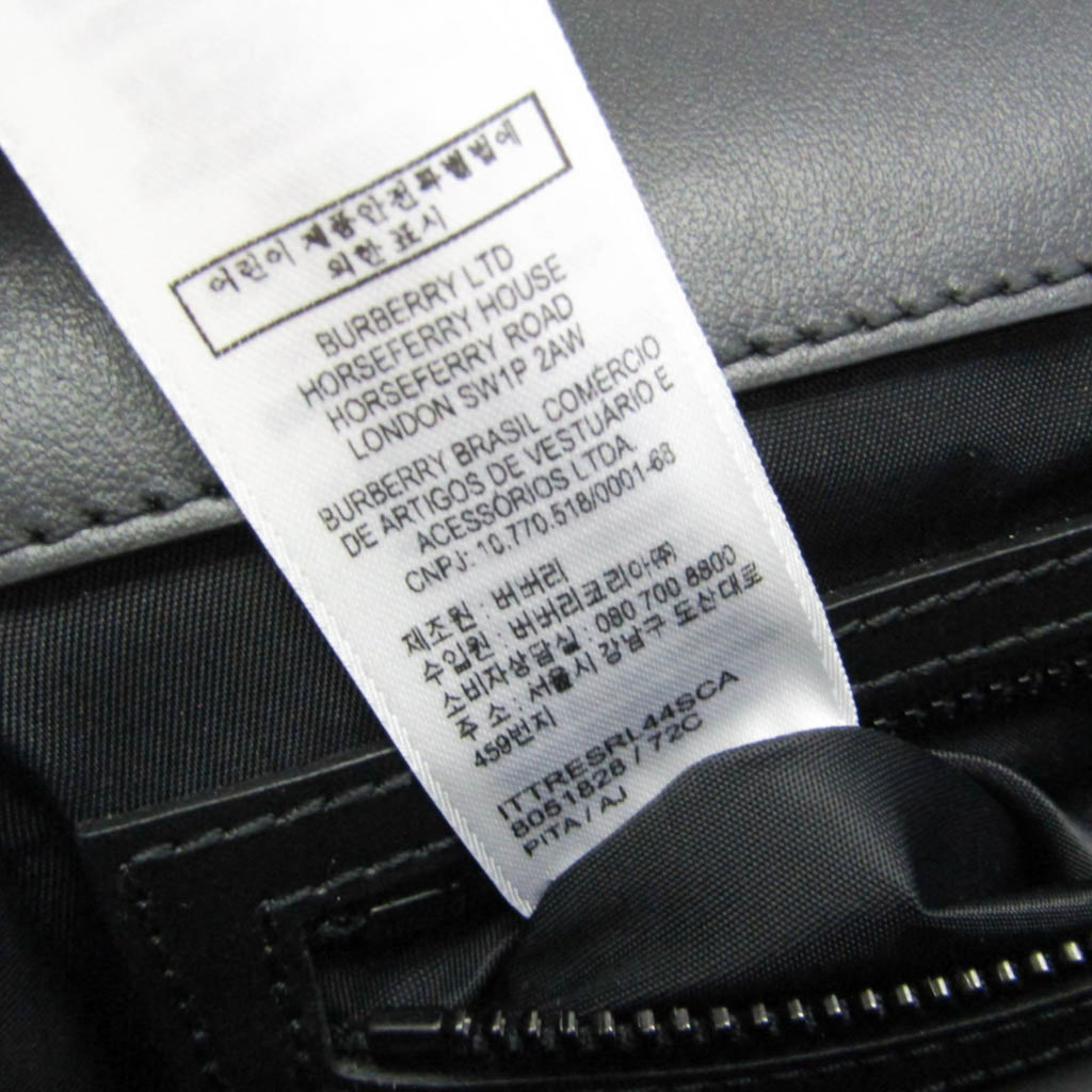 Burberry Universal Passport · Leather