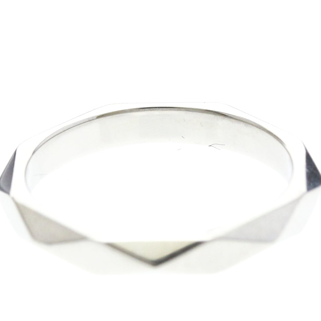 Boucheron Faceted · Platinum