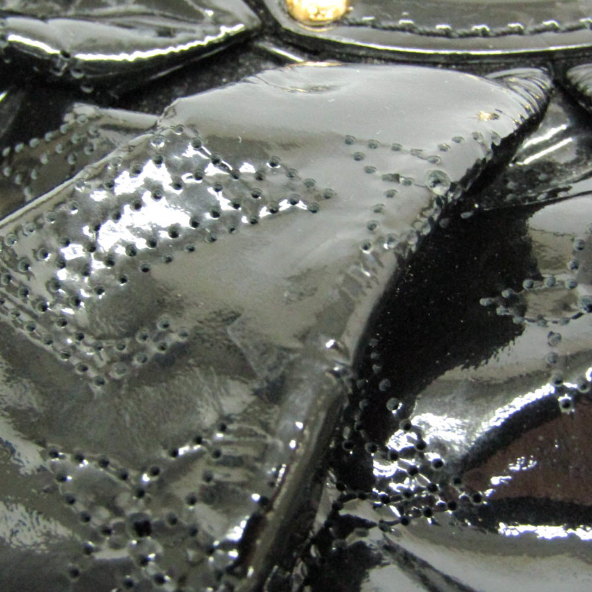 Louis Vuitton Mahina Souriya XL · Patent