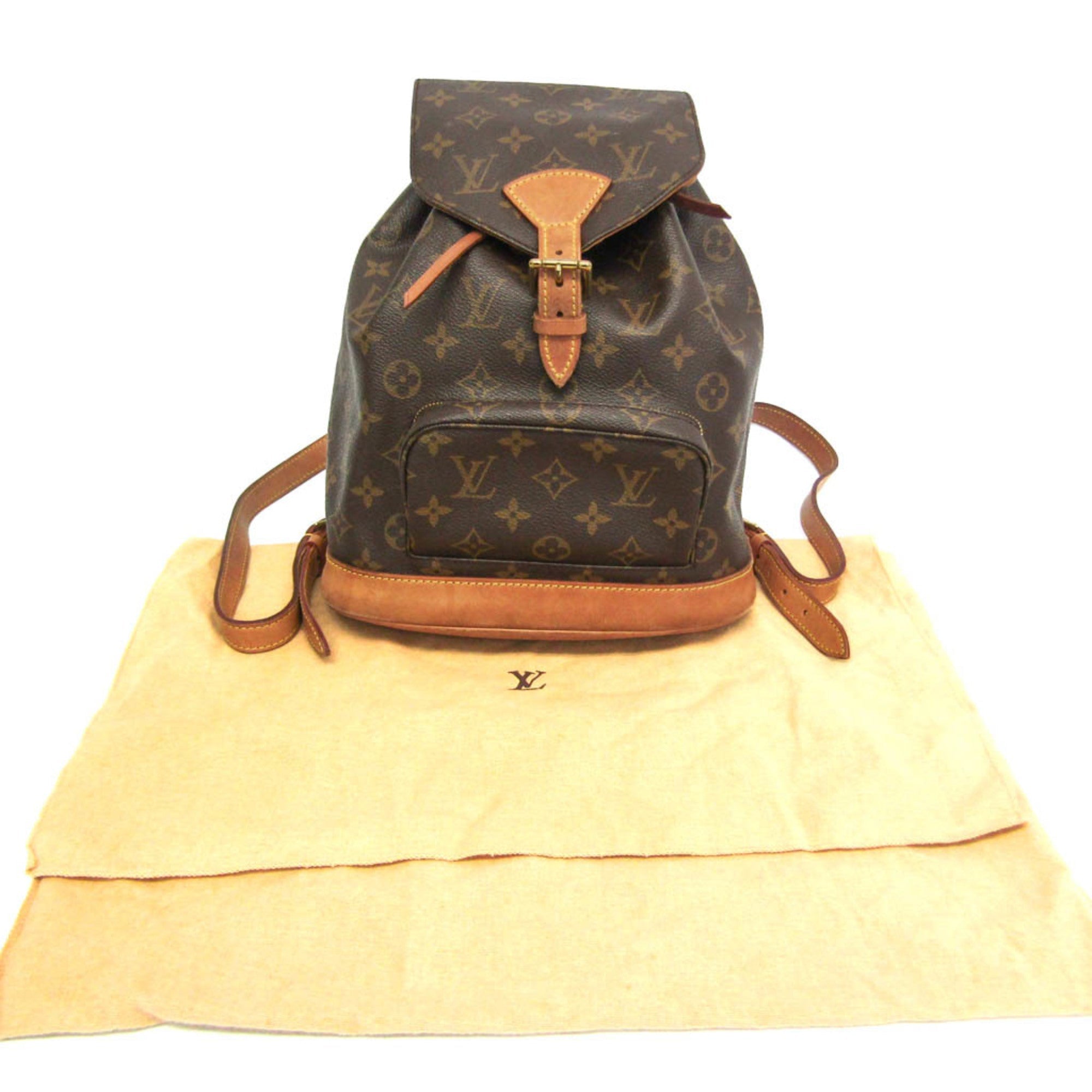 Louis Vuitton Montsouris MM · Monogram