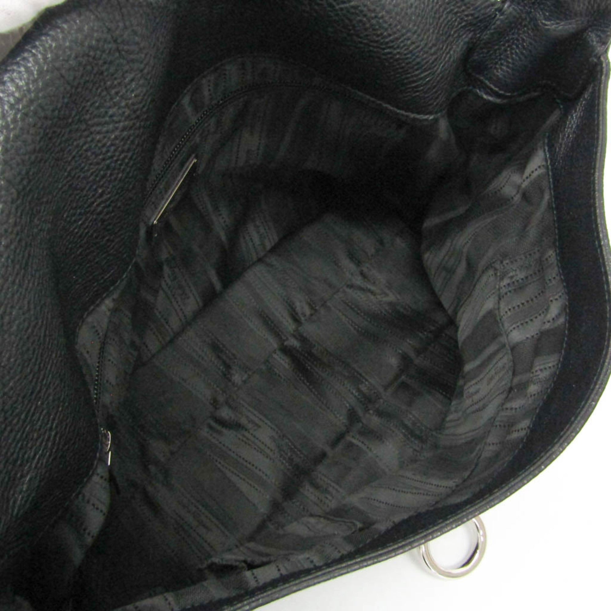 Salvatore Ferragamo Gancini · Leather