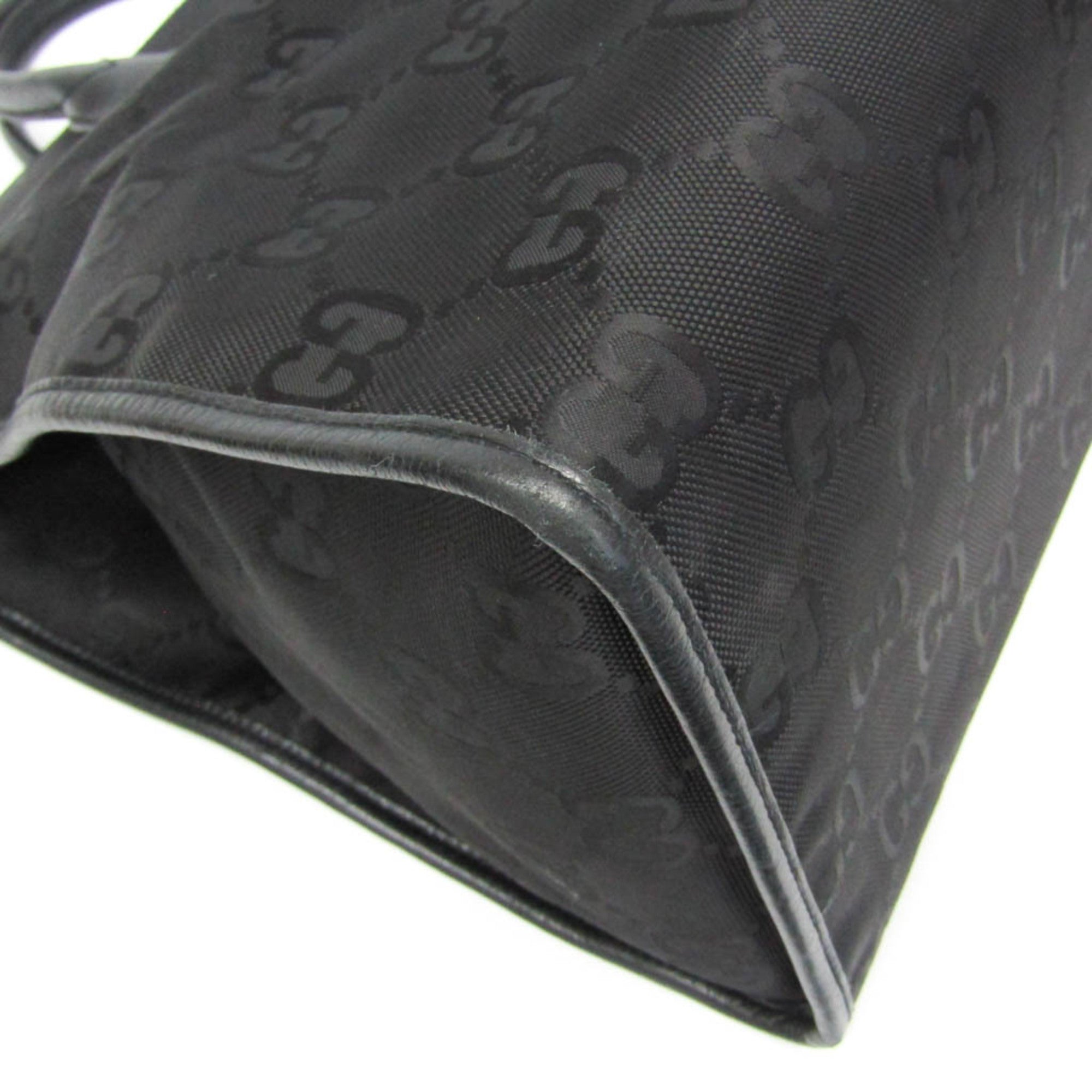 Gucci Off The Grid · GG Nylon Canvas