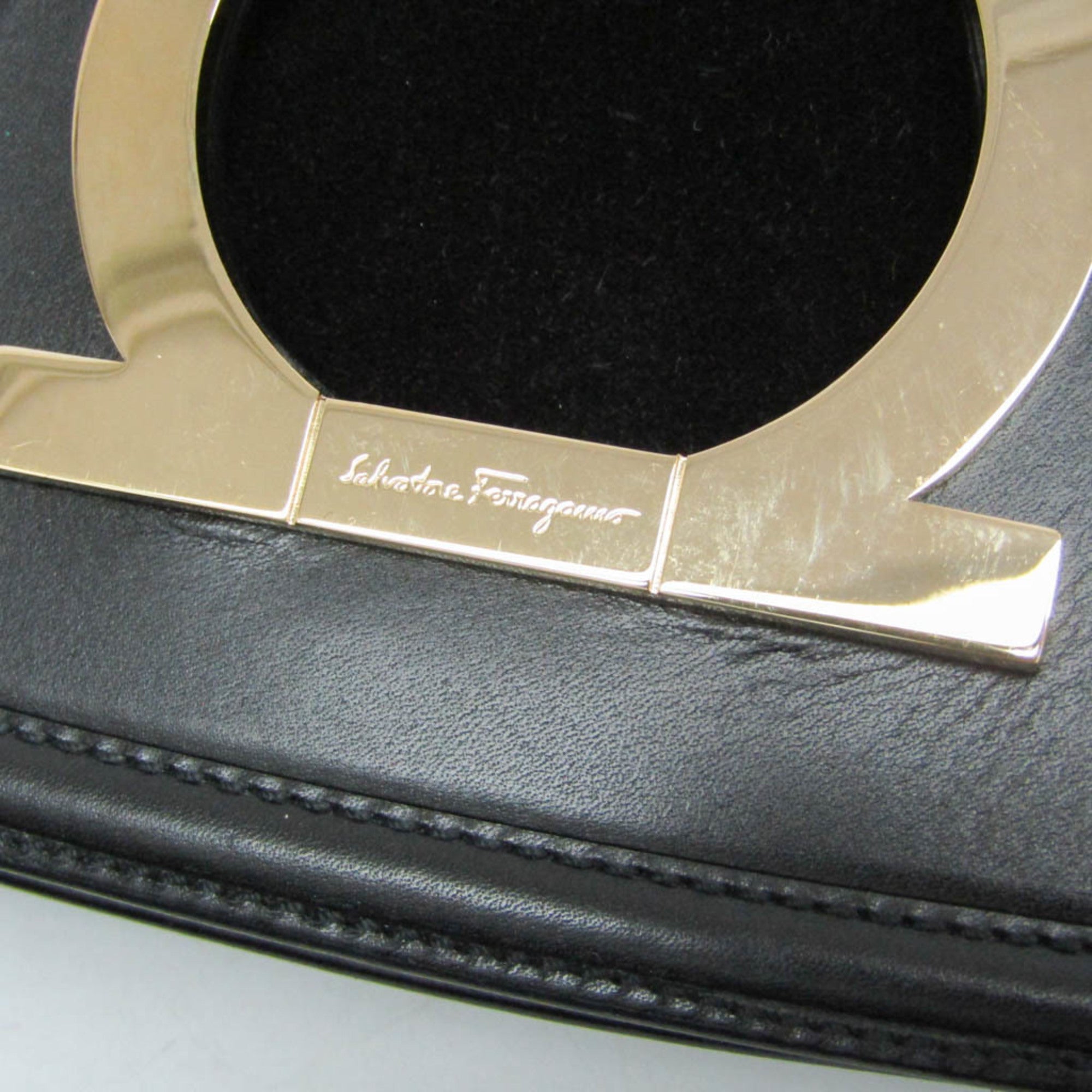Salvatore Ferragamo Gancini · Leather & Suede