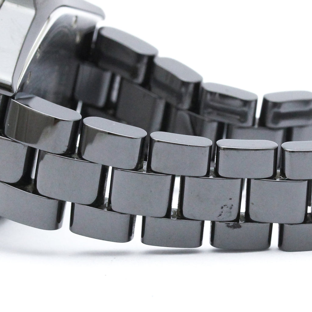 Chanel J12 · Ceramic · Quartz