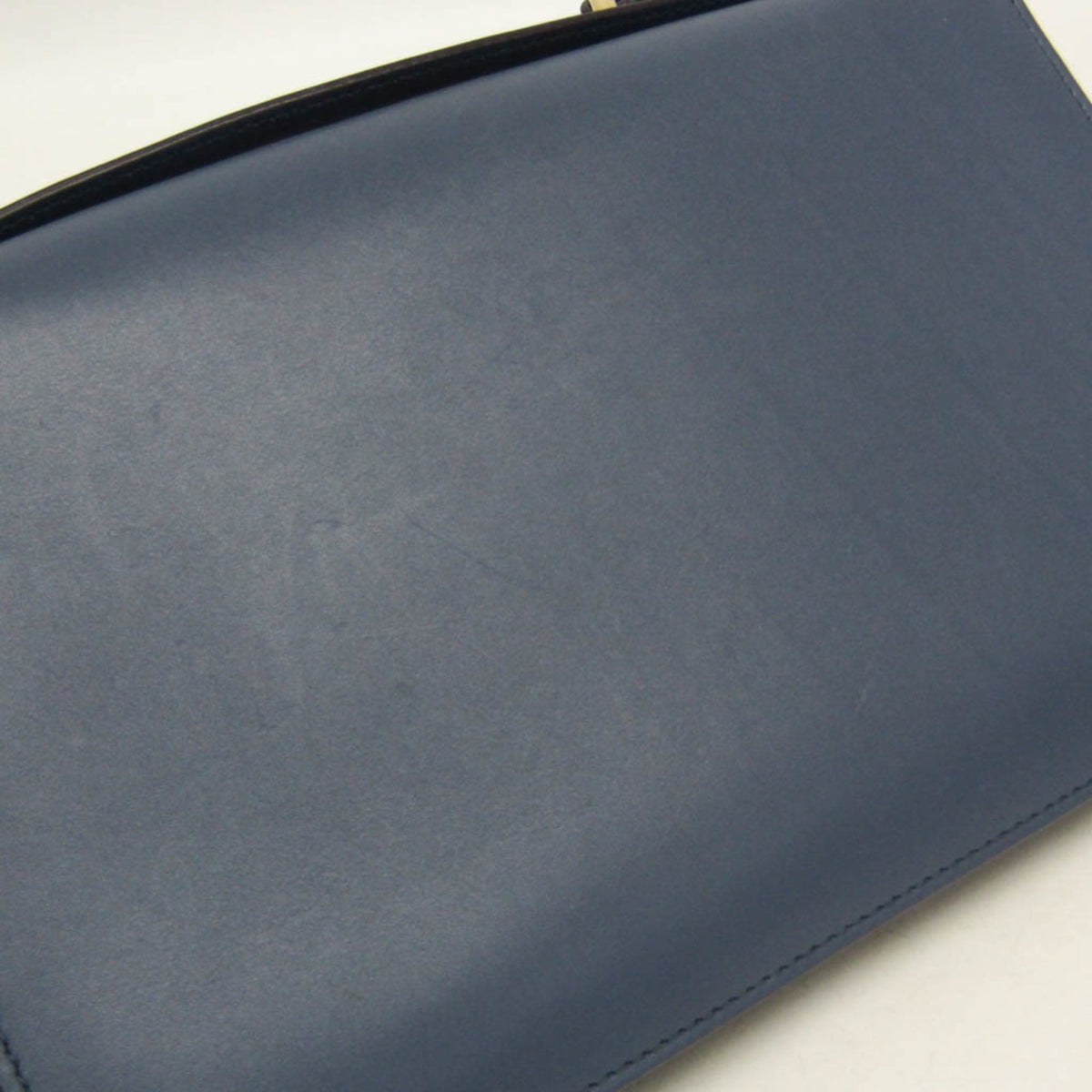 Salvatore Ferragamo Gancini · Leather