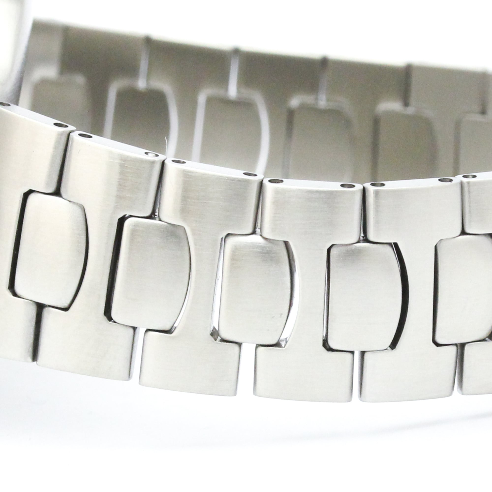 Omega Seamaster · Steel · Quartz