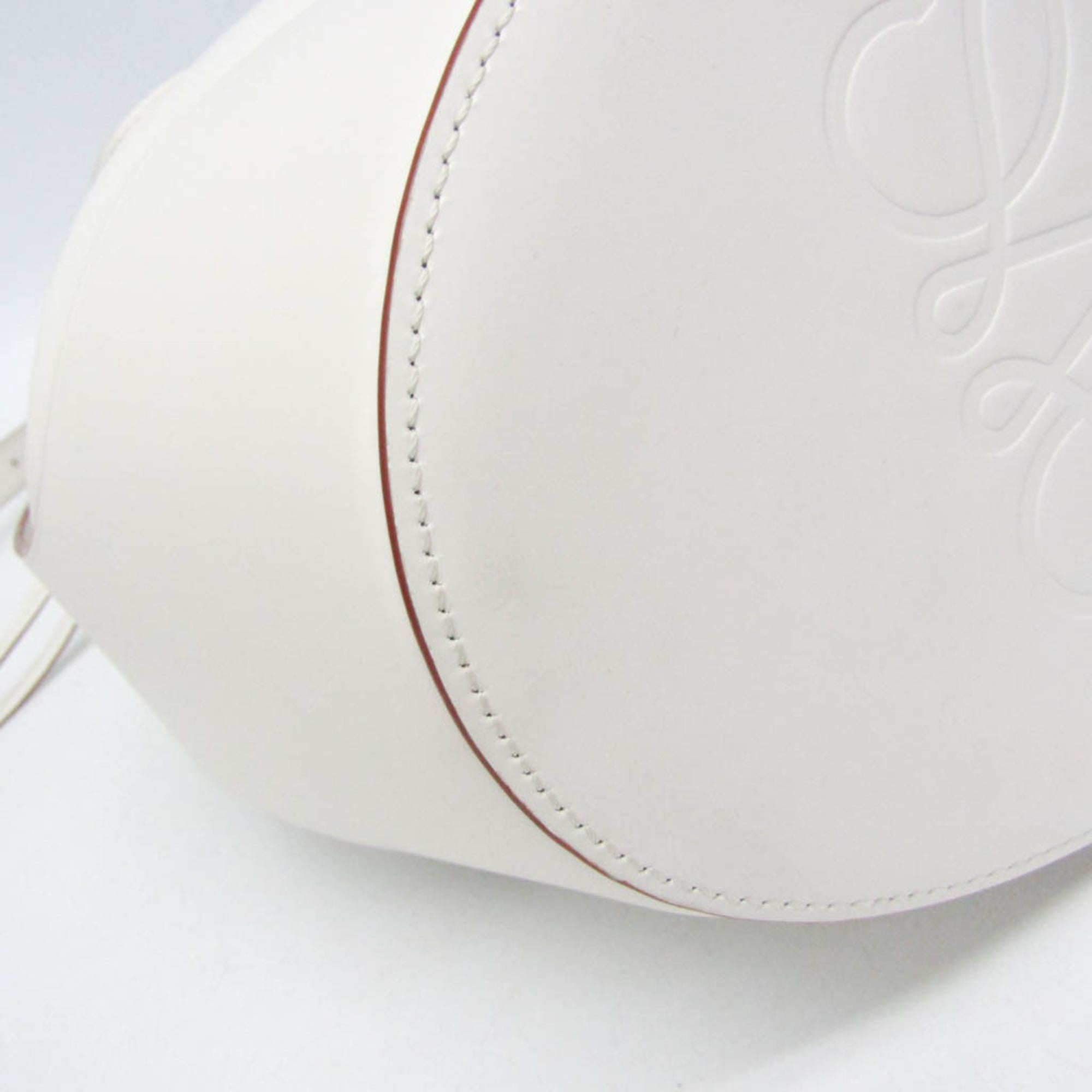 Loewe Balloon Medium · Leather