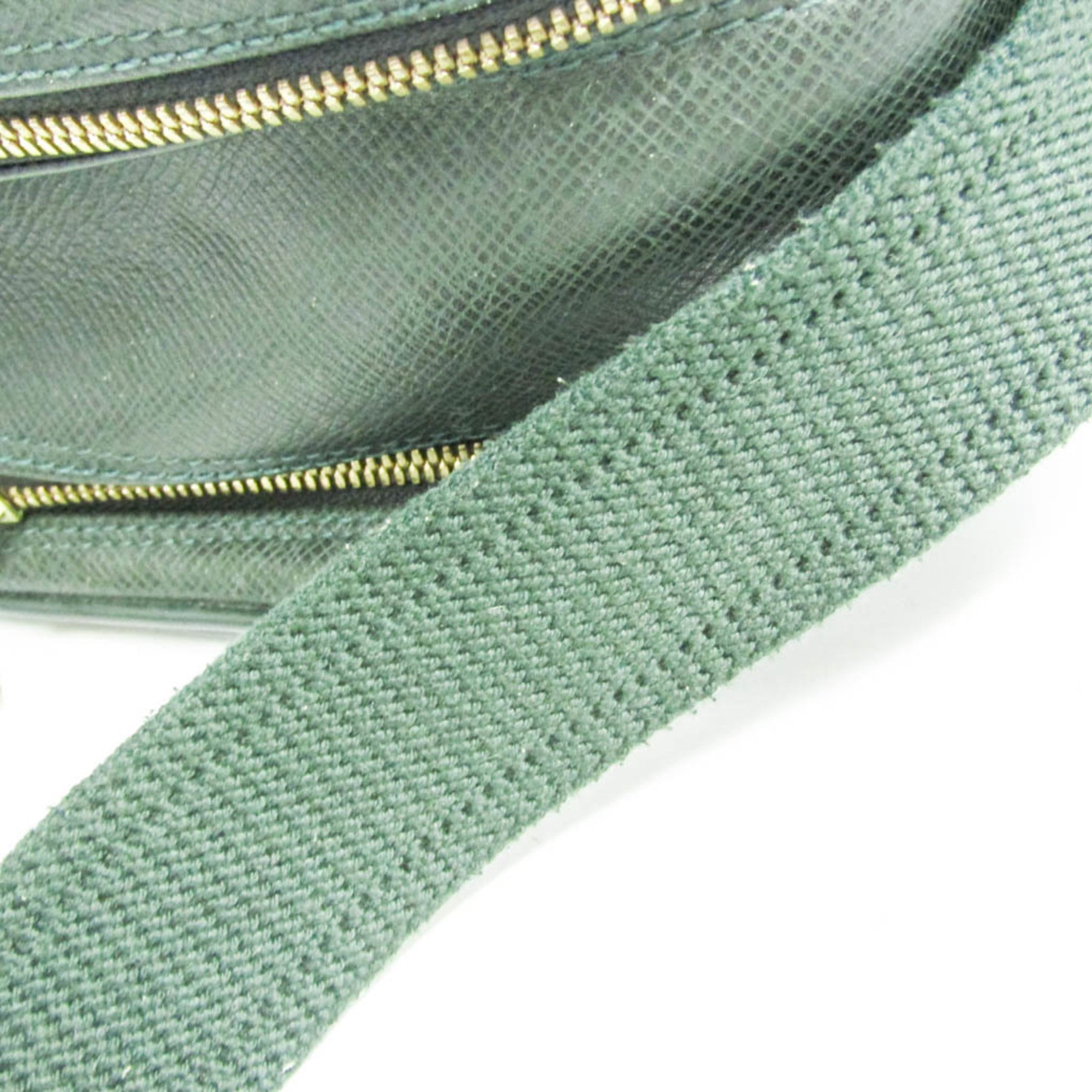 Louis Vuitton Taiga Reporter PM · Episea