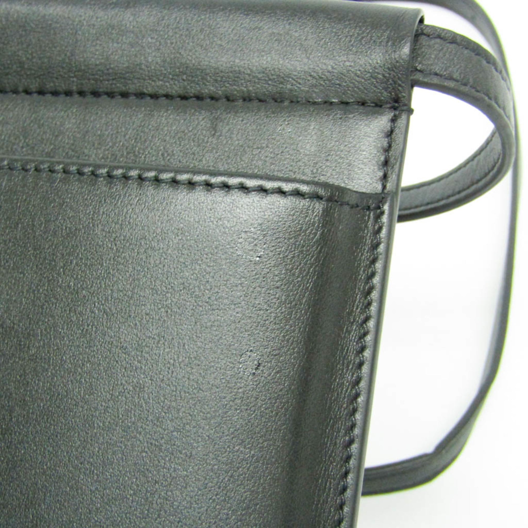 Valentino Garavani Smartphone Pouch · Leather
