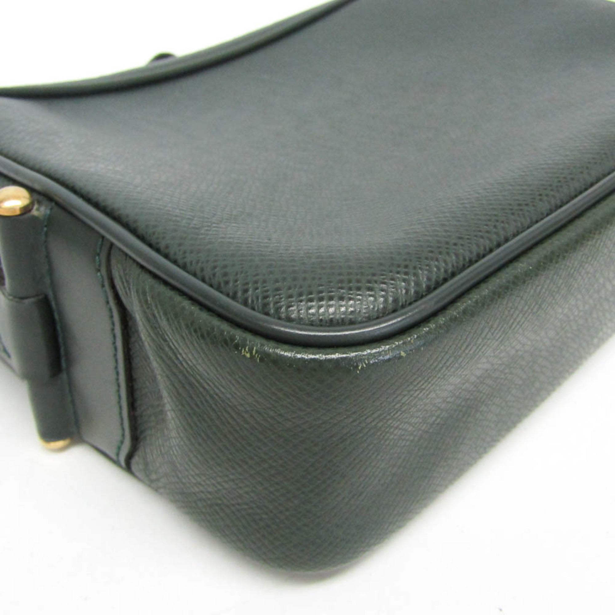 Louis Vuitton Pochette Kaluga · Taiga Episea