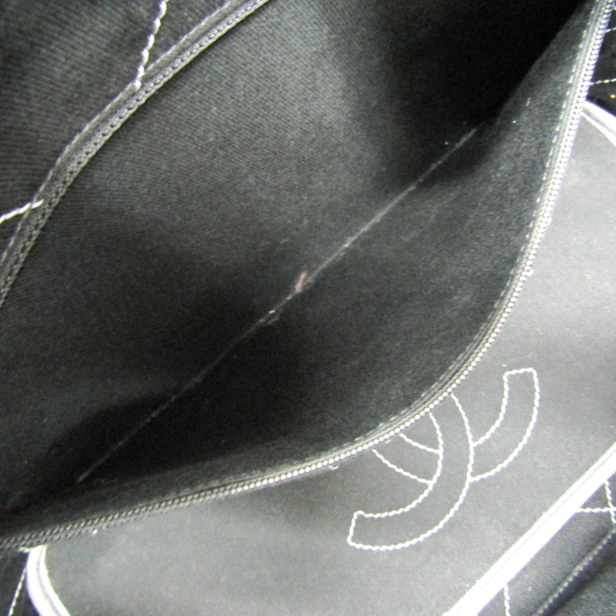 Chanel On the Road · Grained Calfskin