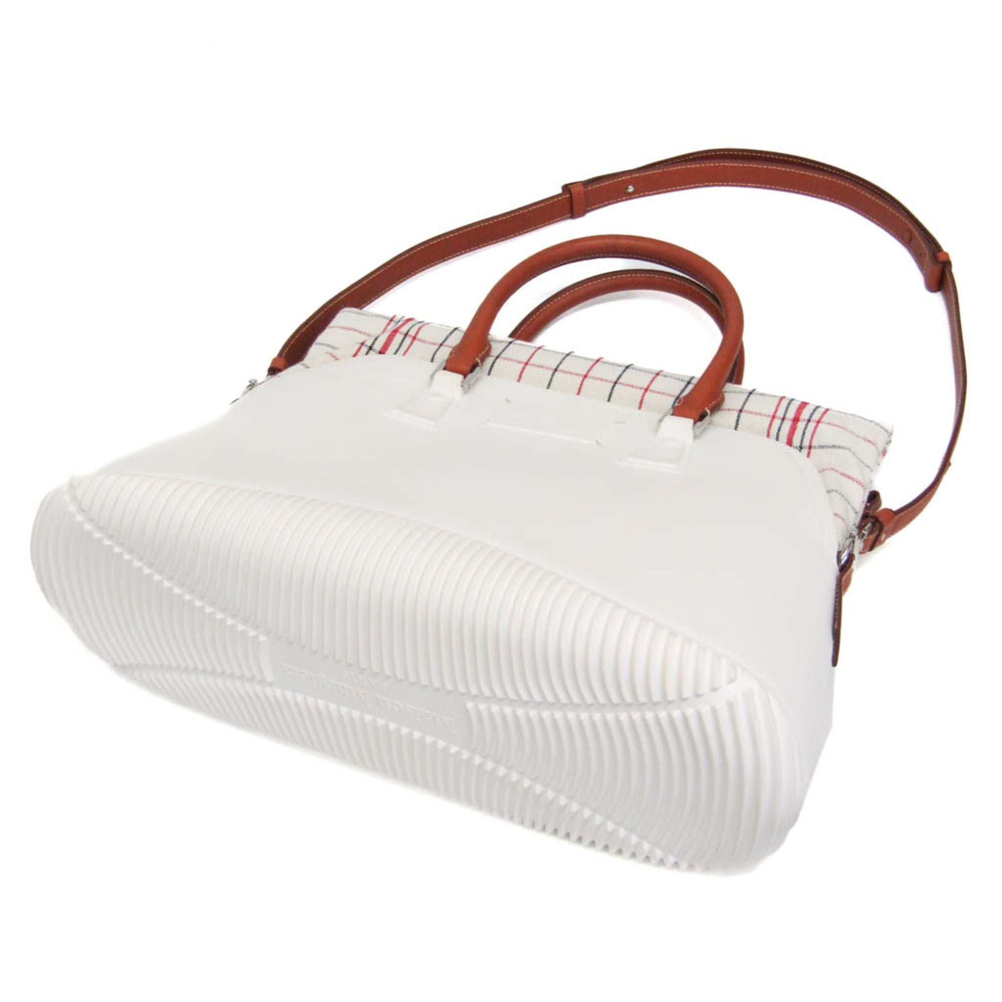 Maison Margiela 5AC · Medium · Canvas