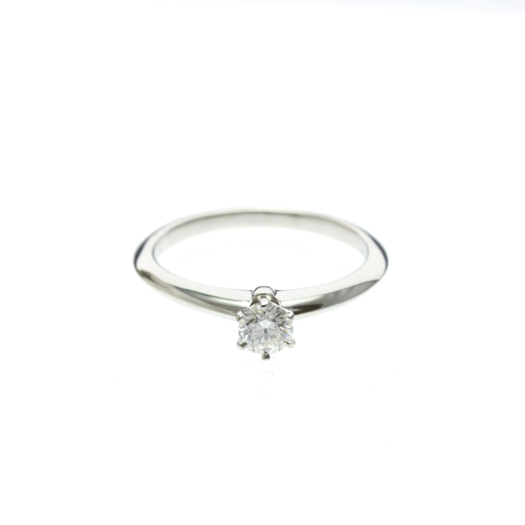 Tiffany Solitaire · Platinum · Diamond