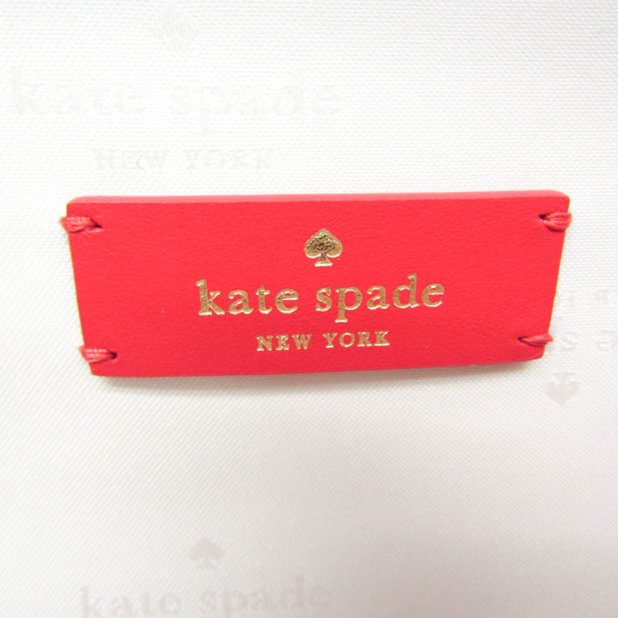Kate Spade Heart To Heart · 3D Heart Barrel