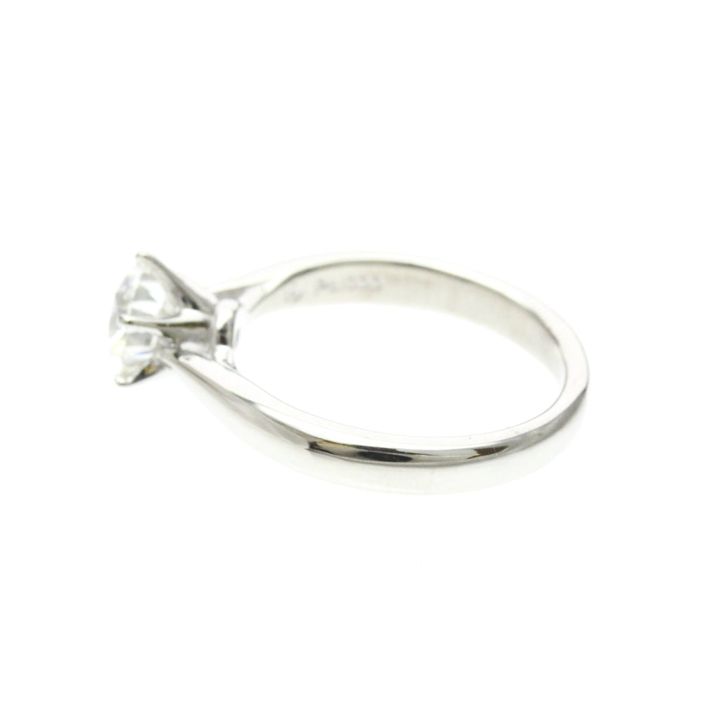 Tasaki · Platinum · 0.84ct Diamond