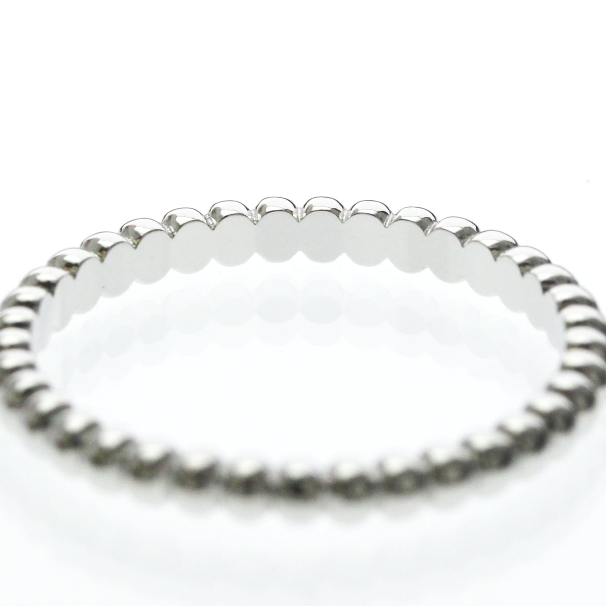 Van Cleef & Arpels Perle · 18K White Gold