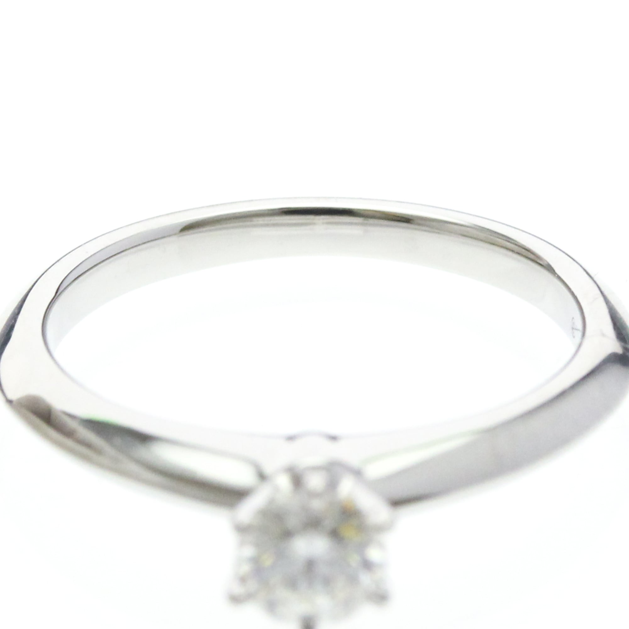 Tiffany Solitaire · Platinum · Diamond