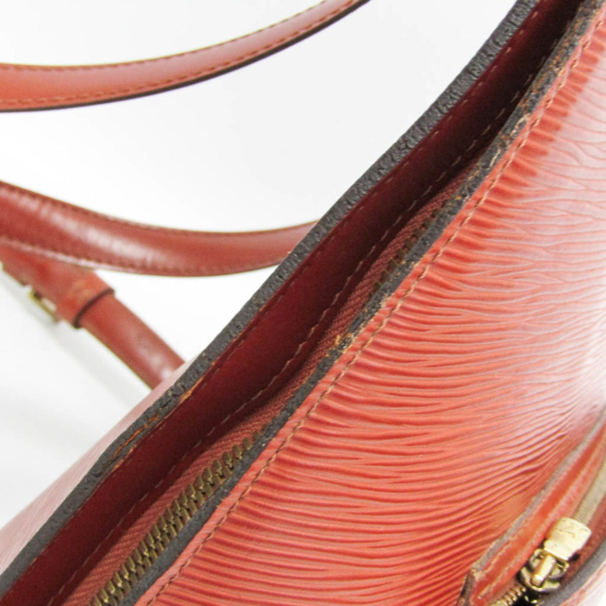 Louis Vuitton Gobelin · Epi
