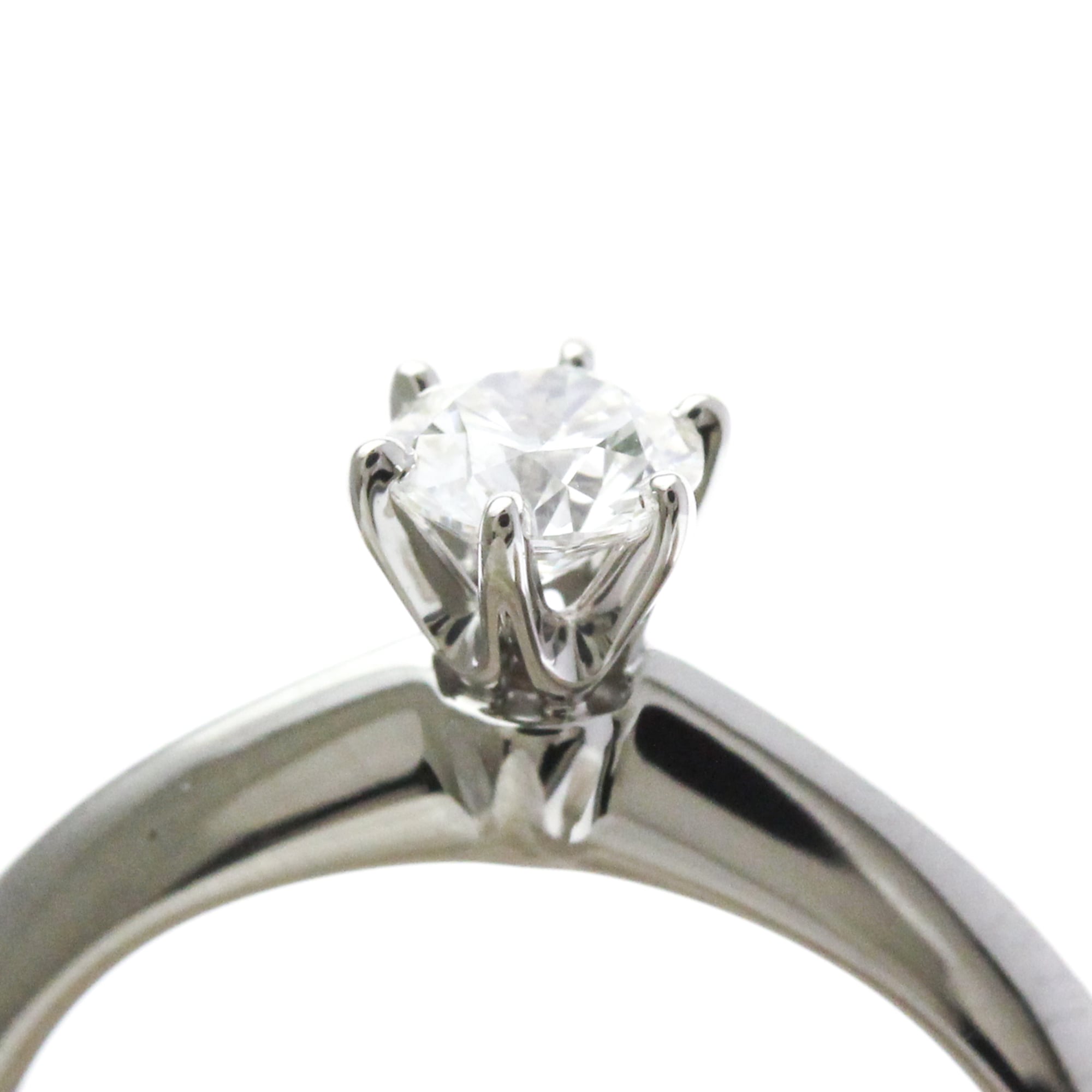 Tiffany Solitaire · Platinum · Diamond