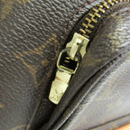 Louis Vuitton Montsouris MM · Monogram