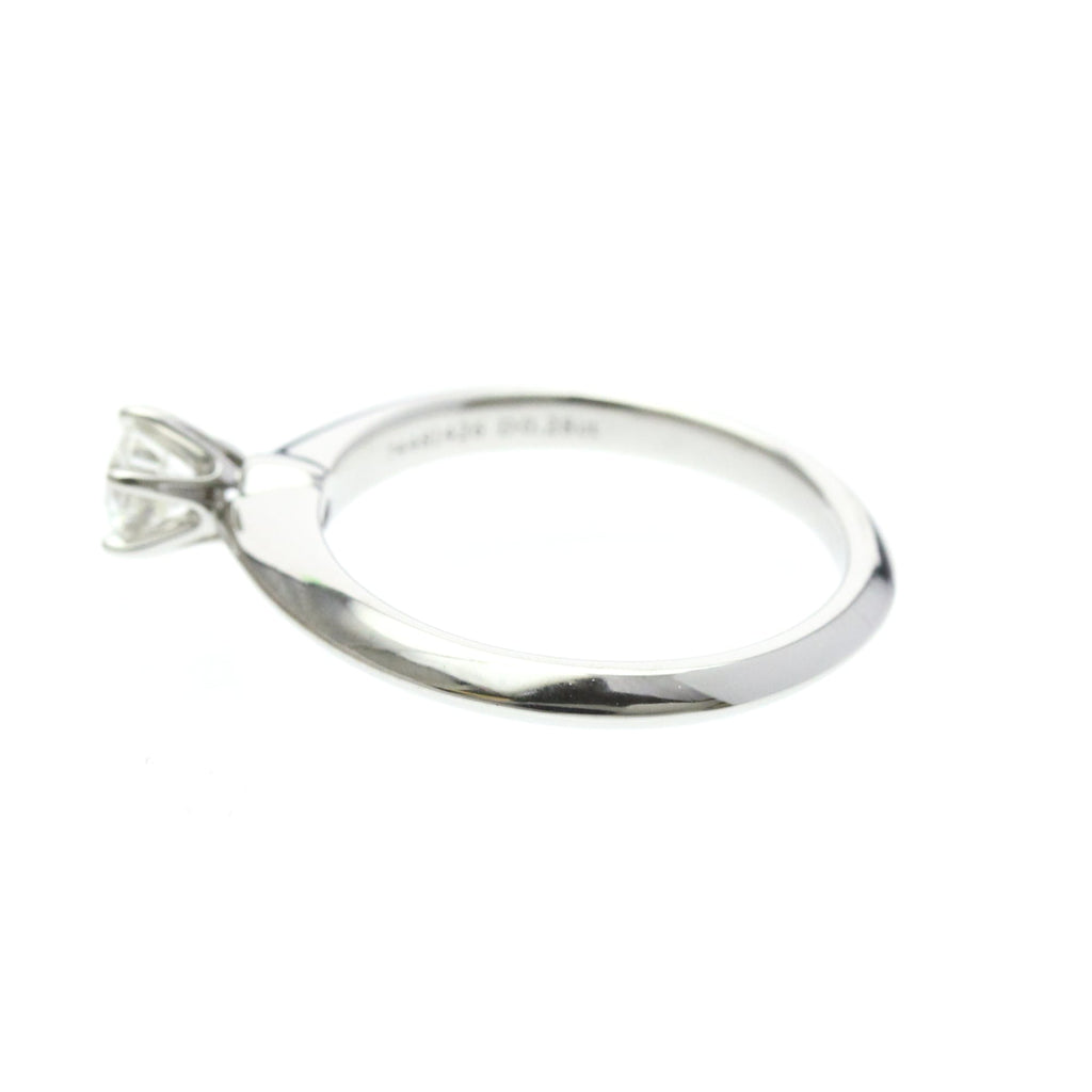 Tiffany Solitaire · Platinum · Diamond