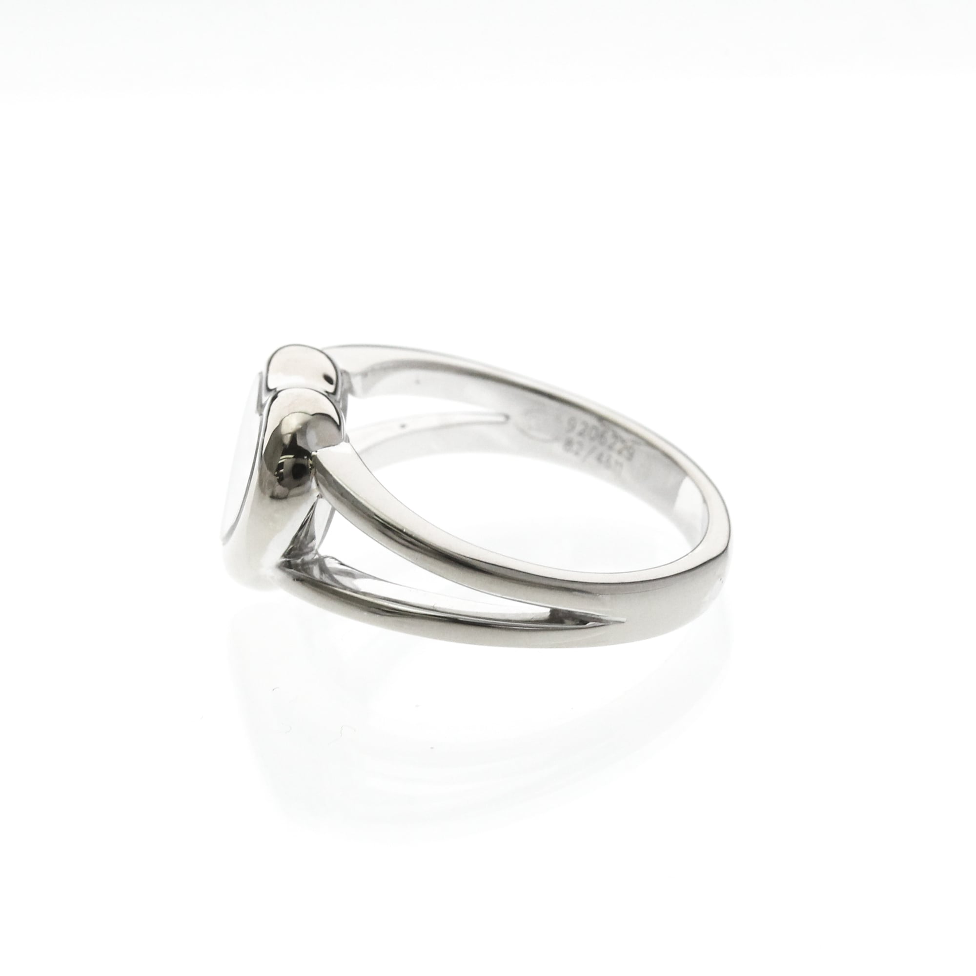 Chopard Happy Diamonds · 18K White Gold