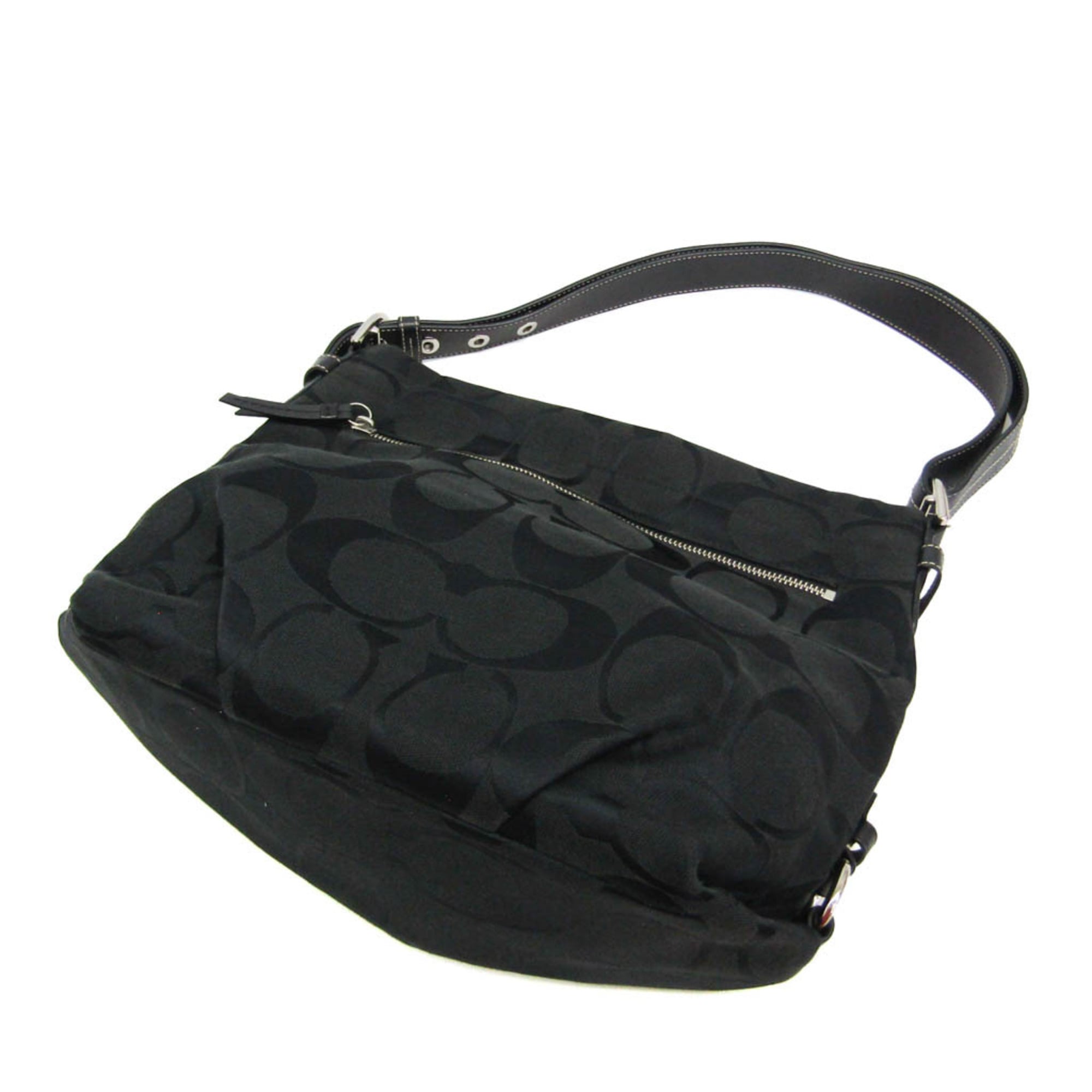 Coach Signature · Canvas & Leather