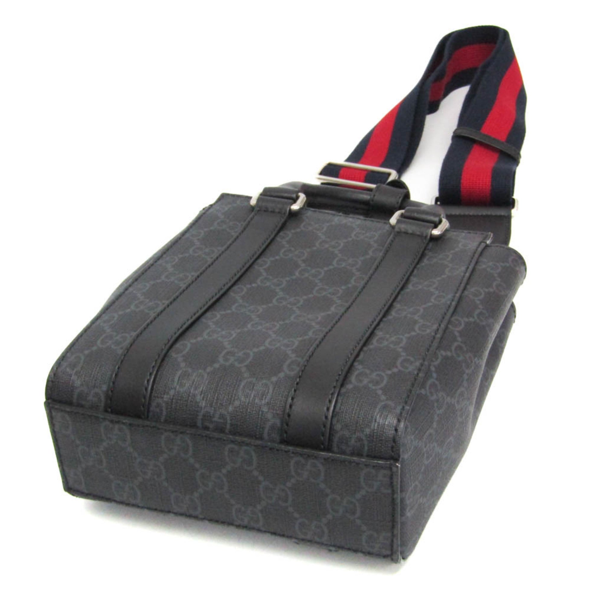 Gucci · GG Supreme Shoulder Bag
