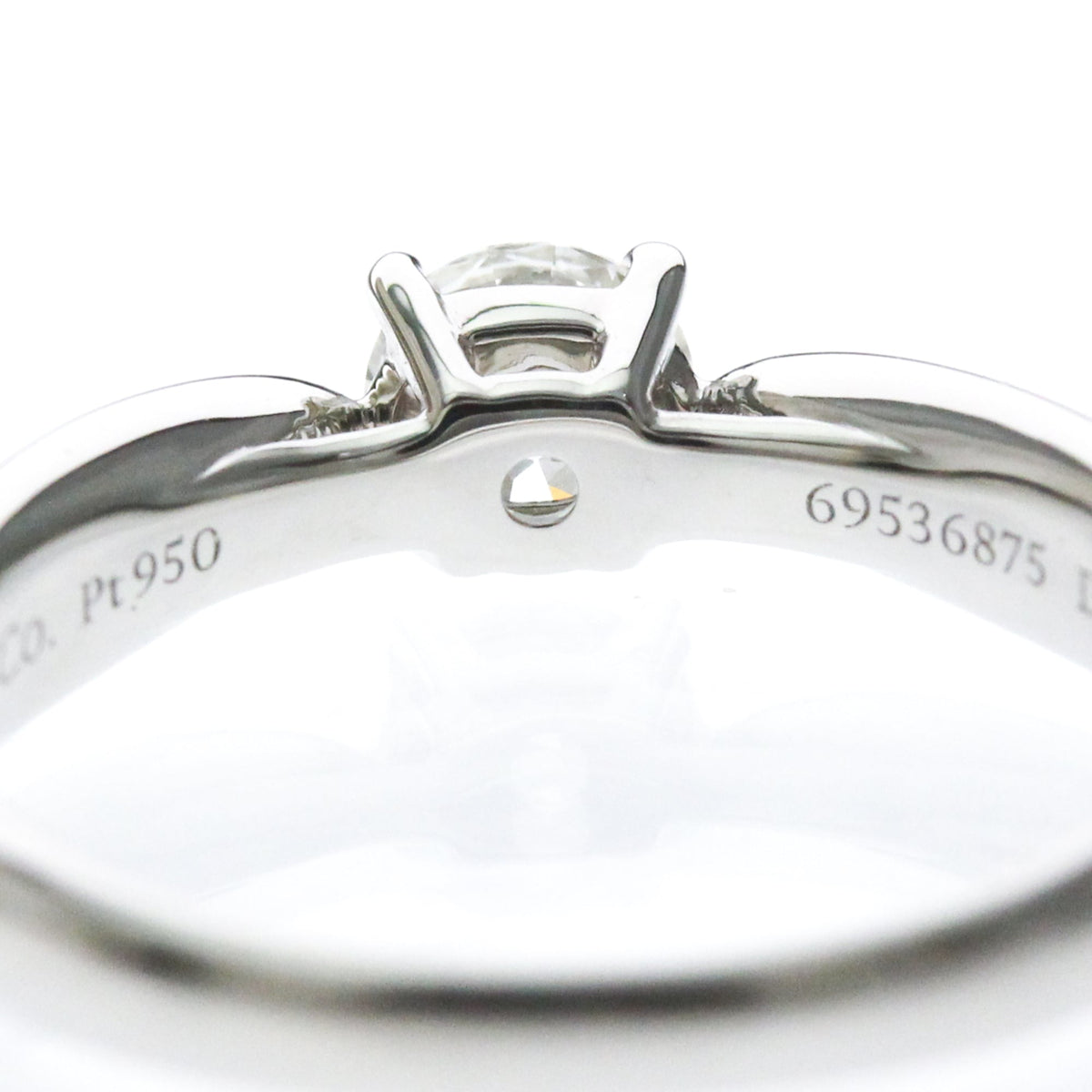Tiffany Solitaire · Diamond · Platinum