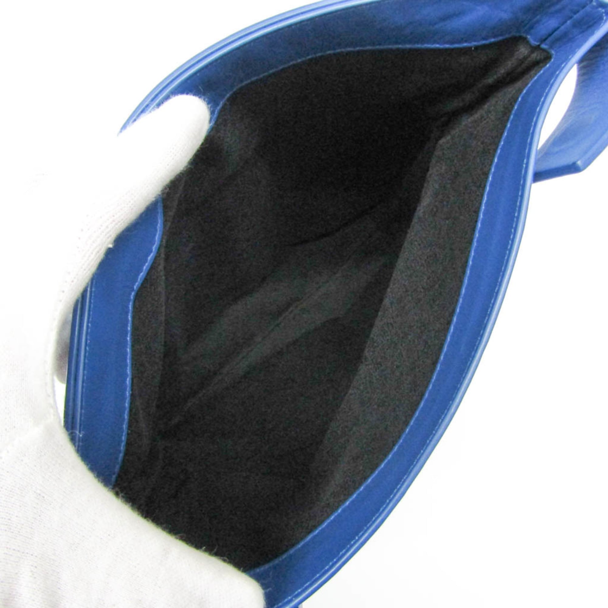 Bottega Veneta Wearable Pouch · Leather