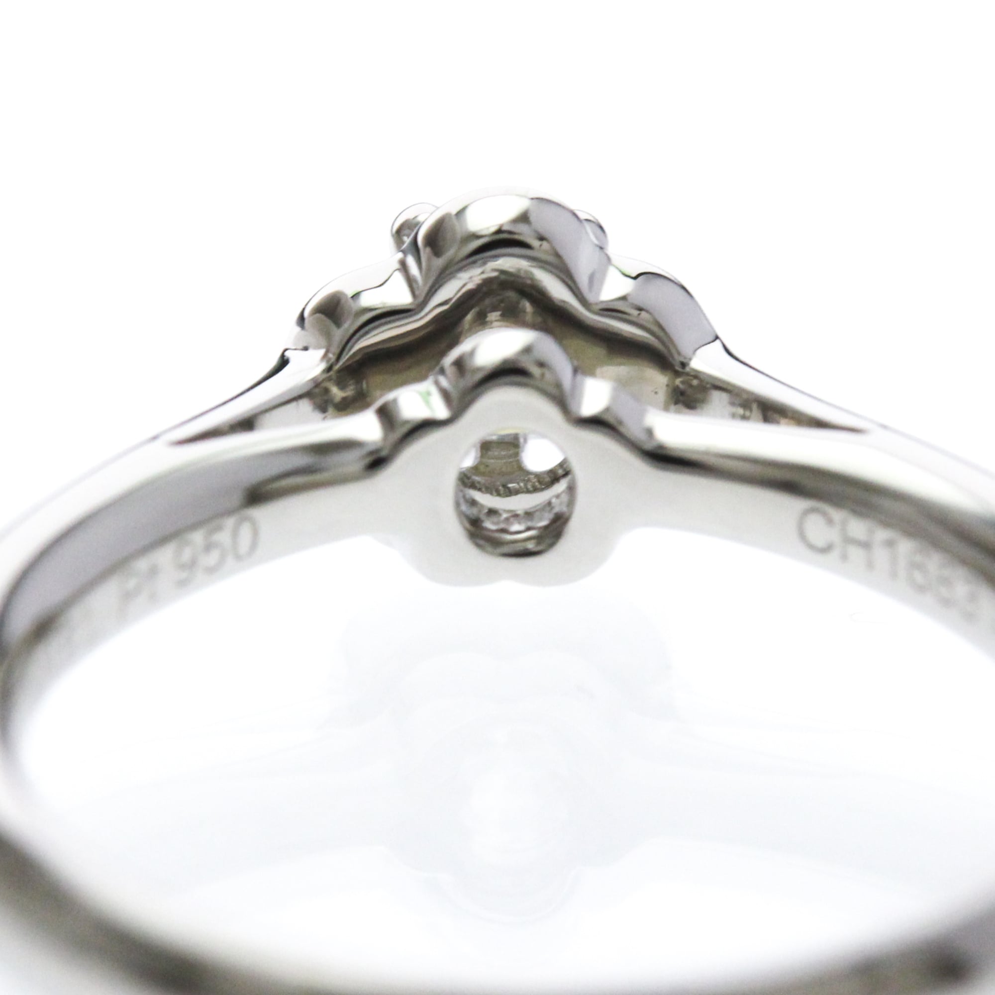 Chanel Camellia · Platinum · Diamond