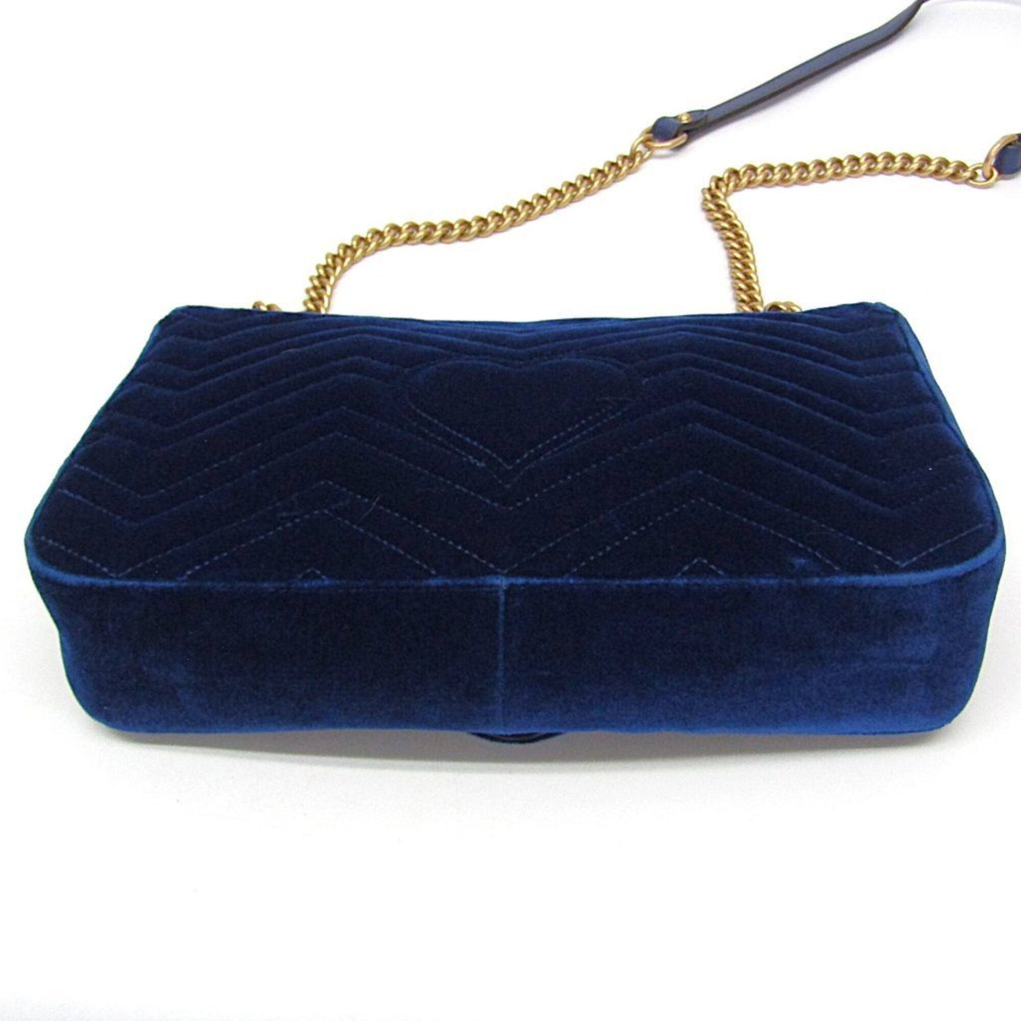 Gucci GG Marmont · Velvet · Chain Shoulder