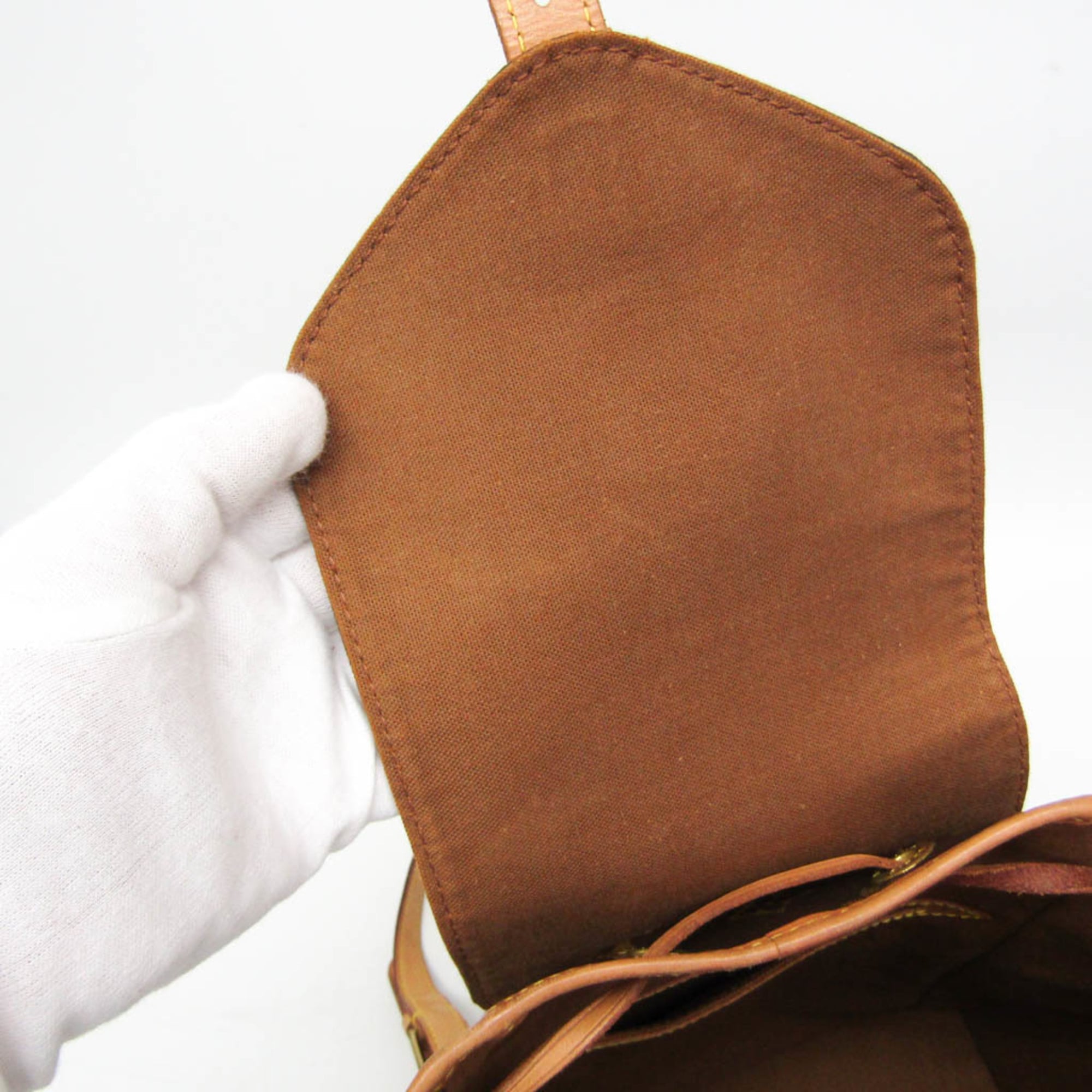 Louis Vuitton Montsouris MM · Monogram