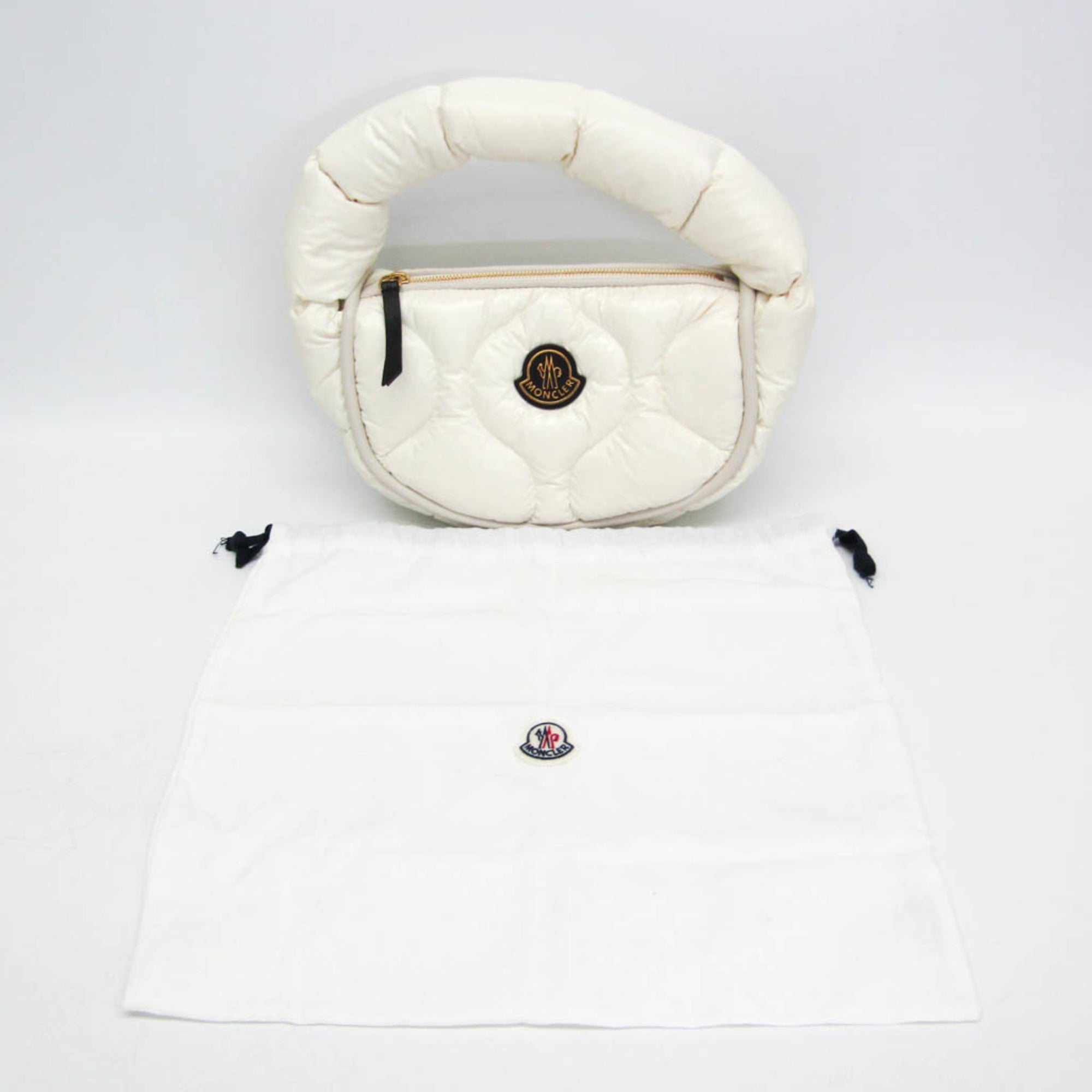 Moncler Delilah · Nylon
