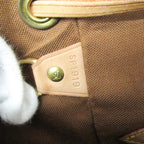 Louis Vuitton Montsouris MM · Monogram