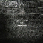 Louis Vuitton Pochette Voyage MM · Eclipse
