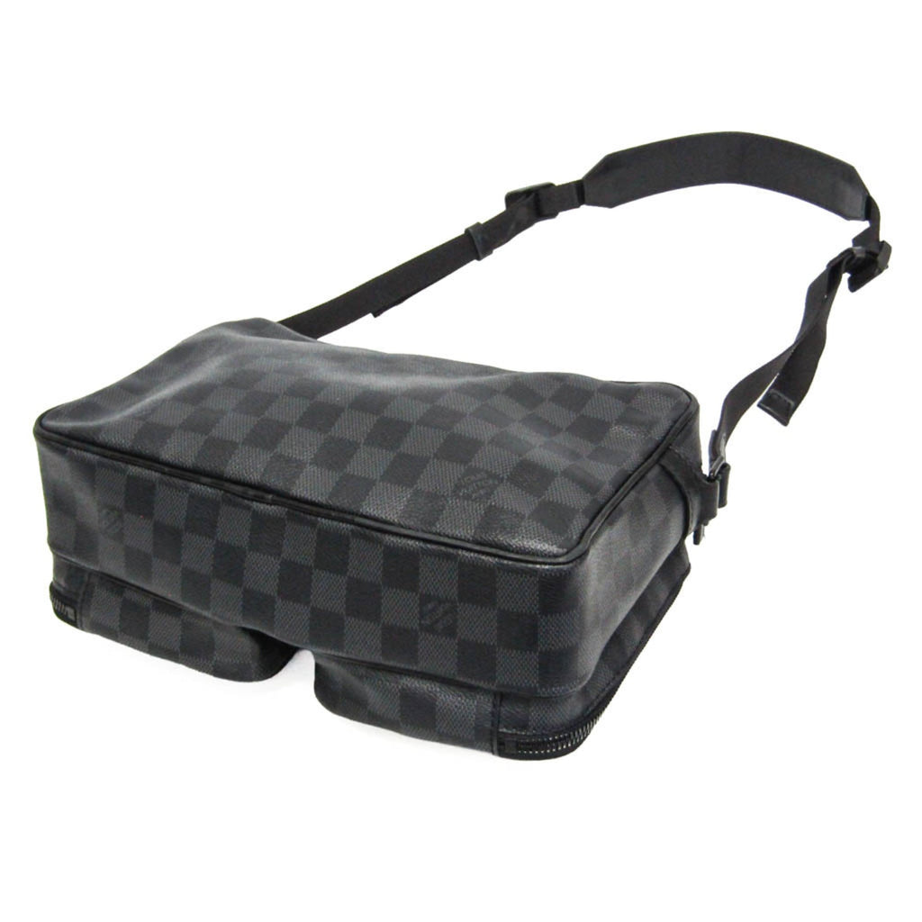 Louis Vuitton Utility Messenger · Damier Graphite