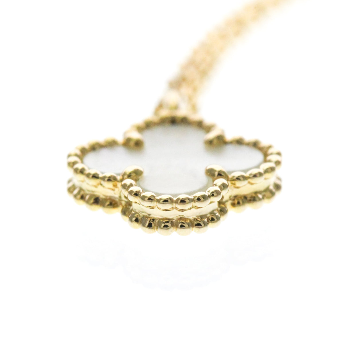 Van Cleef & Arpels Sweet Alhambra · Mother-of-Pearl