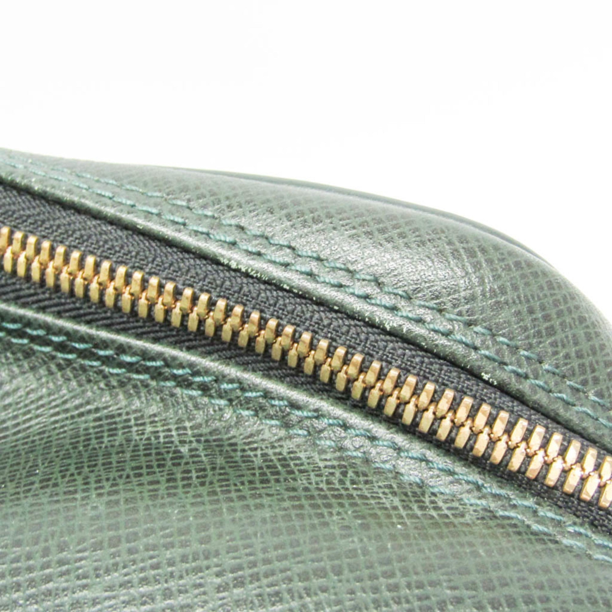 Louis Vuitton Taiga Reporter PM · Episea